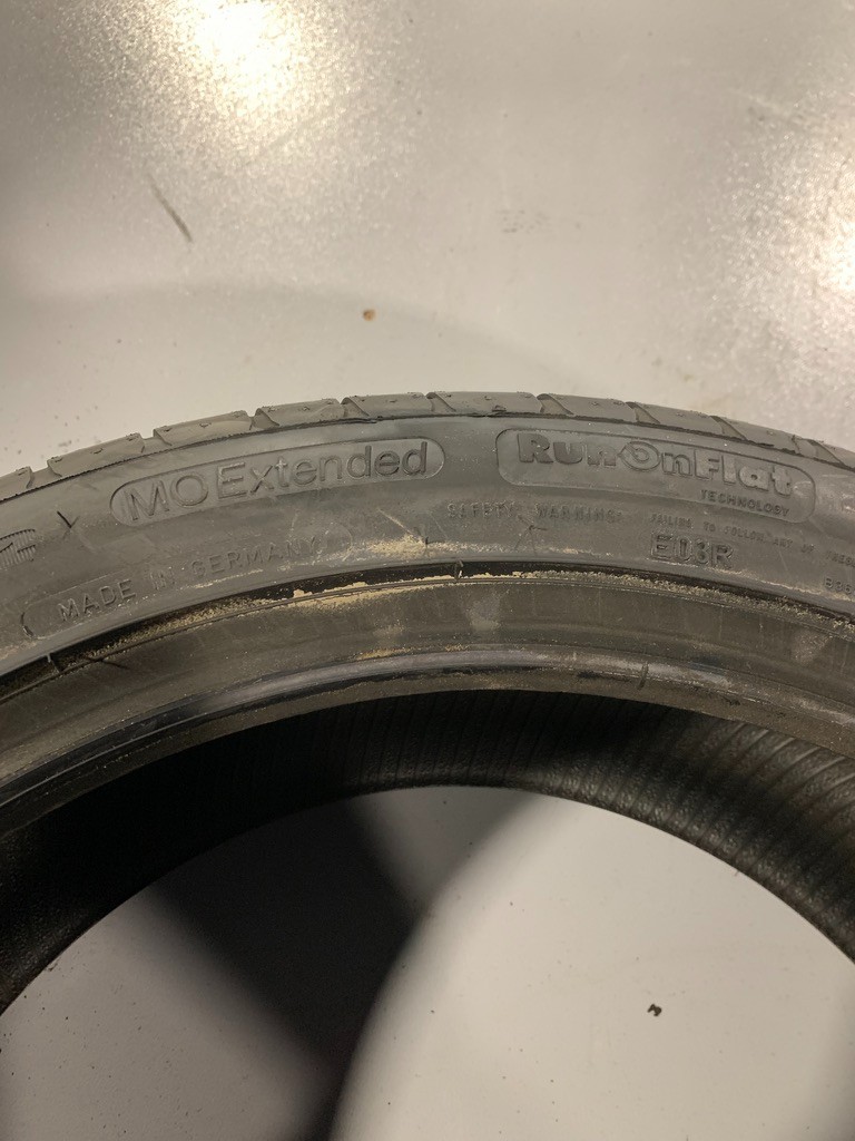 1 New 235 45 19 Goodyear Eagle LS-2 MOE / ROF All Season Run Flat Tire