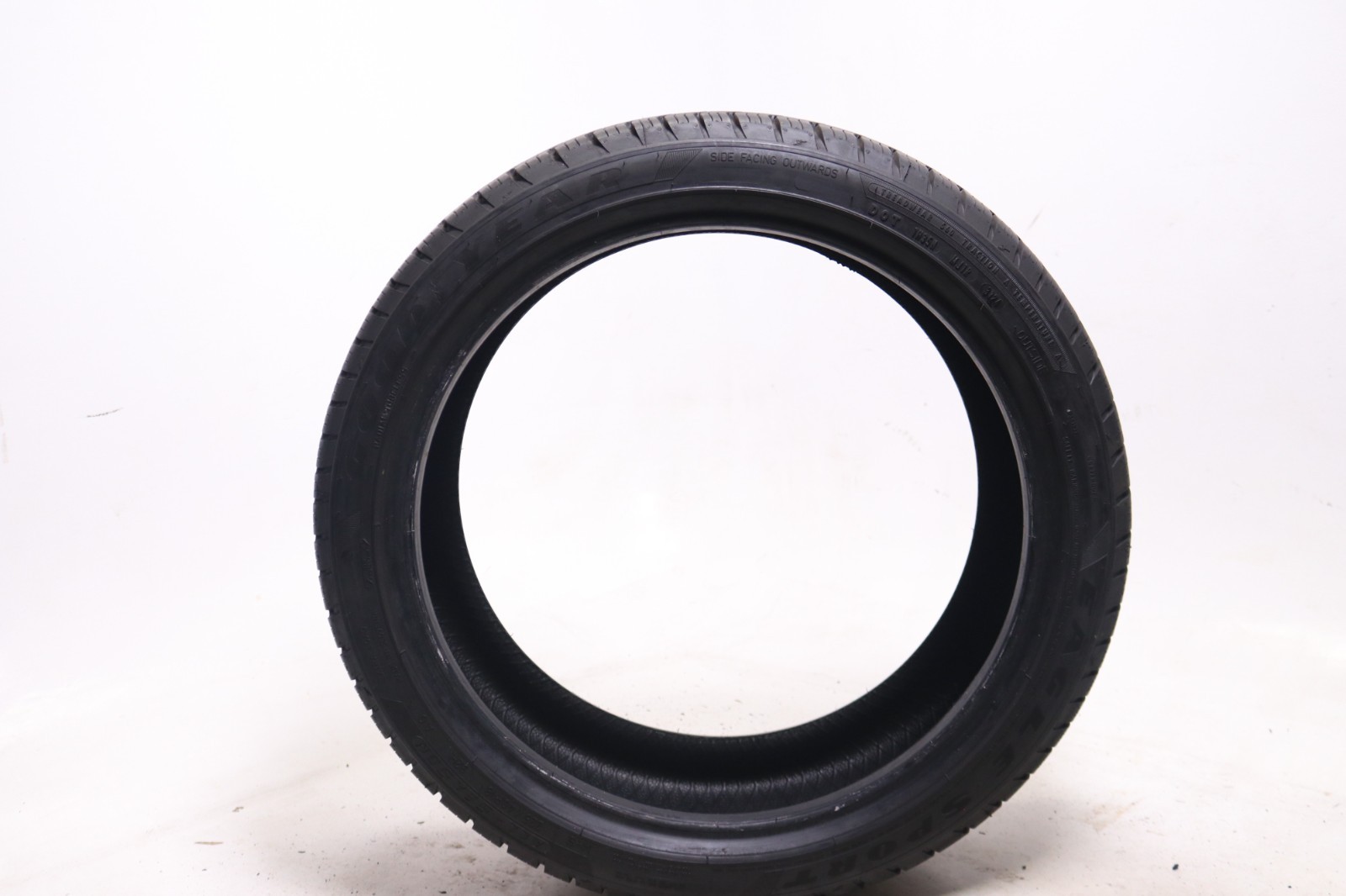 Set of 4 Used 225/40R18 Goodyear Eagle Sport AO – 92H – 9-10/32