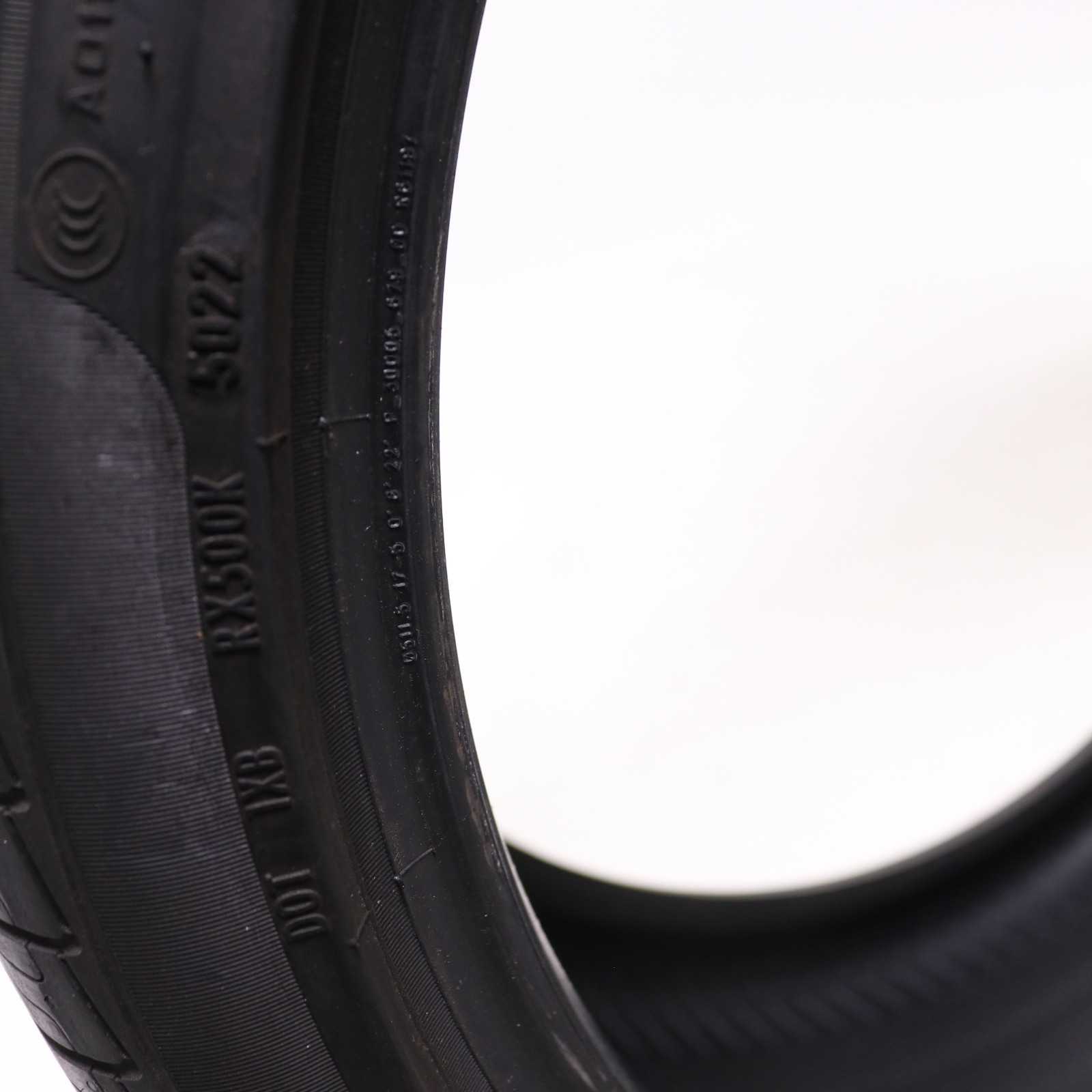 Set of 2 Used 255/35R20 Pirelli Cinturato P7 All Season VOL 97V 10/32 No Repairs