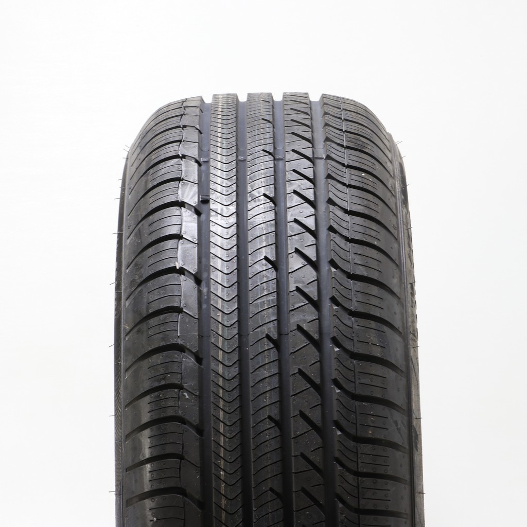 New 255/60R18 Goodyear Eagle Sport AO 108H – 11/32