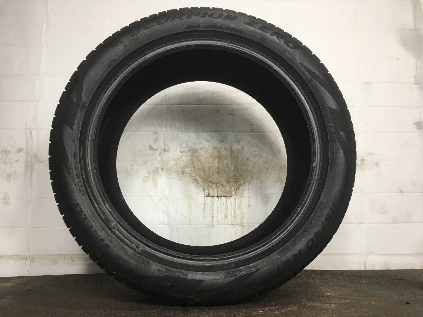 [1] Pirelli Scorpion Zero All Season P315/40R21 315 40 21 Tire 8.25-9.0/32
