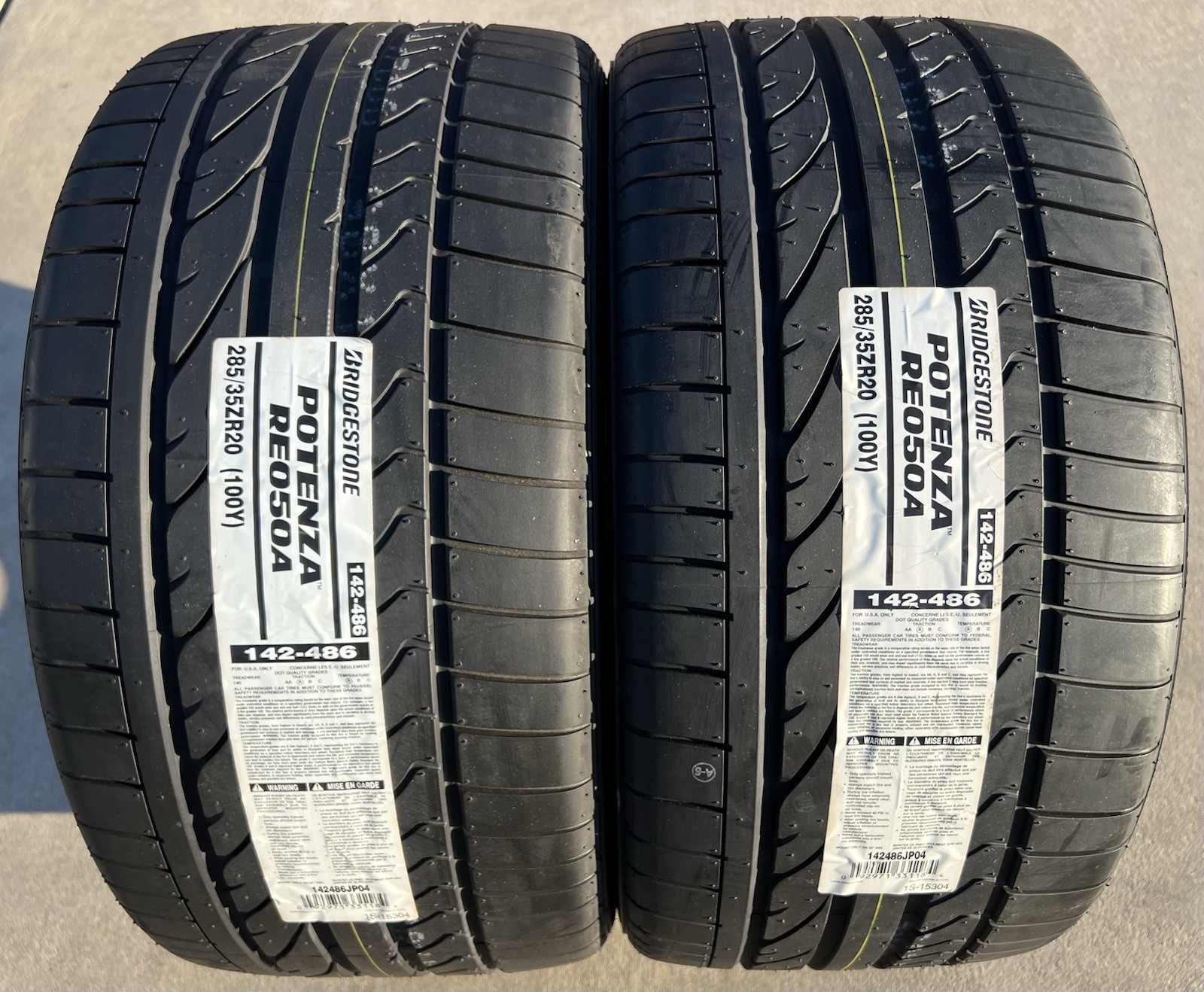 Set of FOUR BRAND NEW 285/35ZR20 Bridgestone Potenza RE050A Tires 2853520