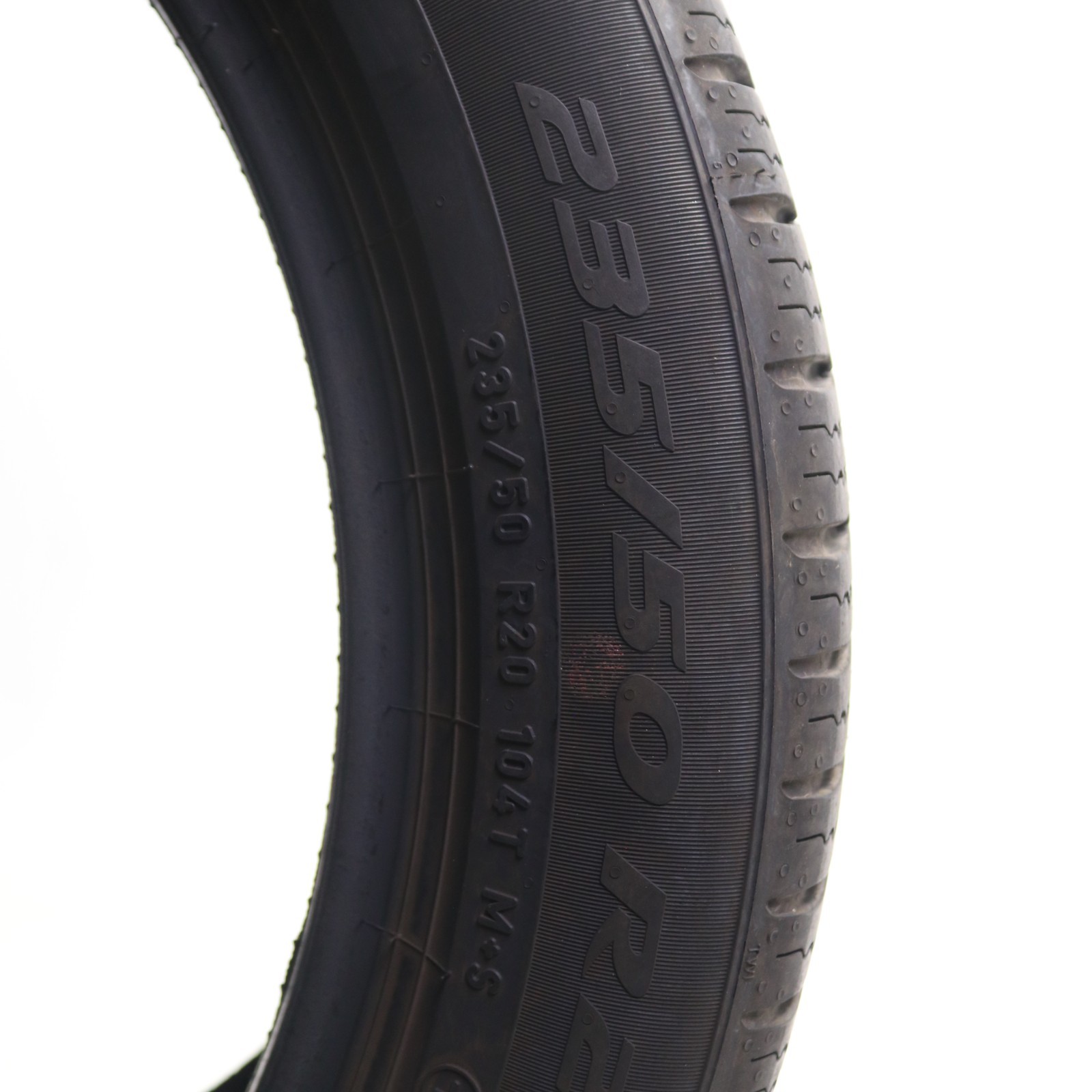 Set of 2 Used 235/50R20 Pirelli Scorpion Zero All Season Elect + – 104T – 7/32