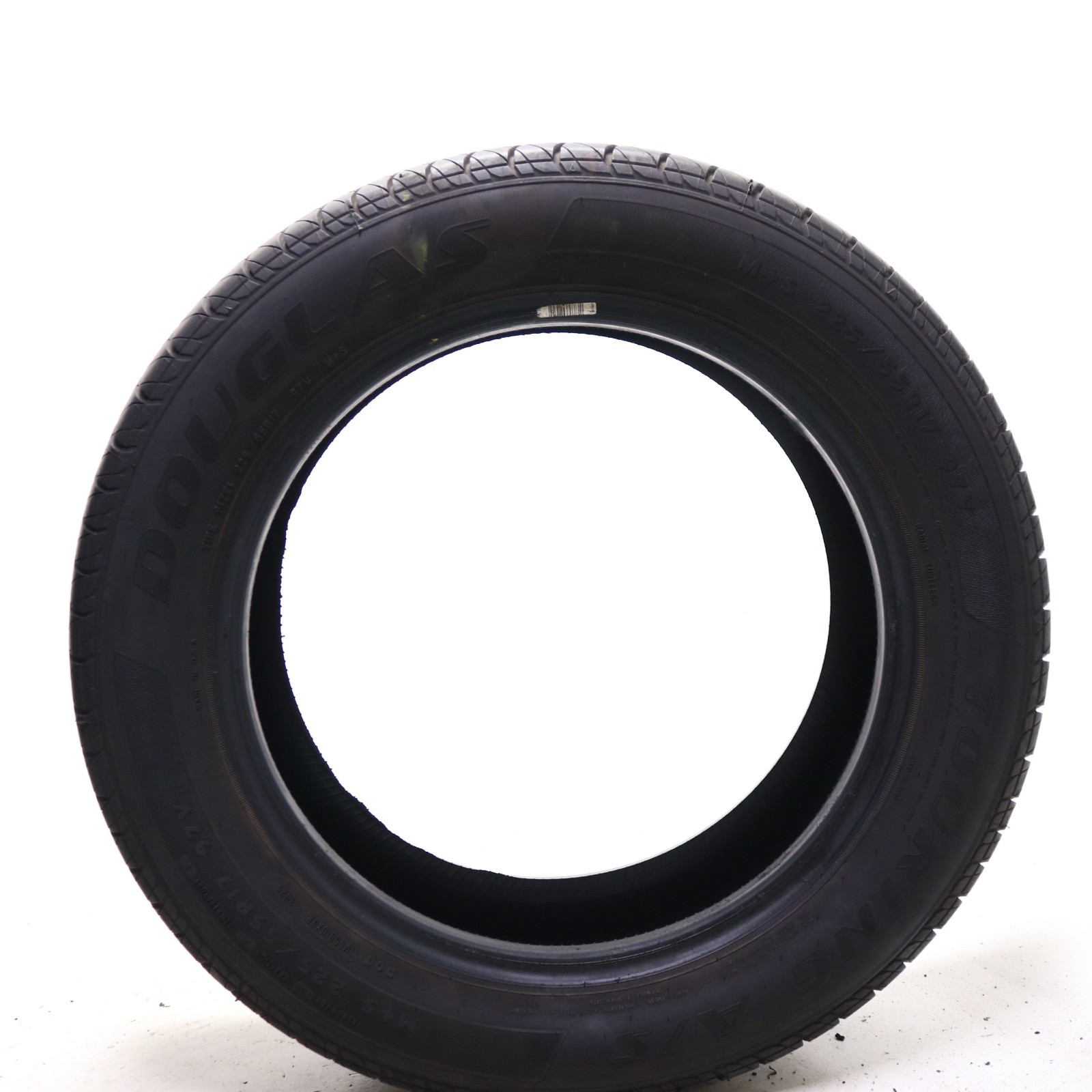 Used 225/55R17 Douglas Touring A/S – 97V – 8/32