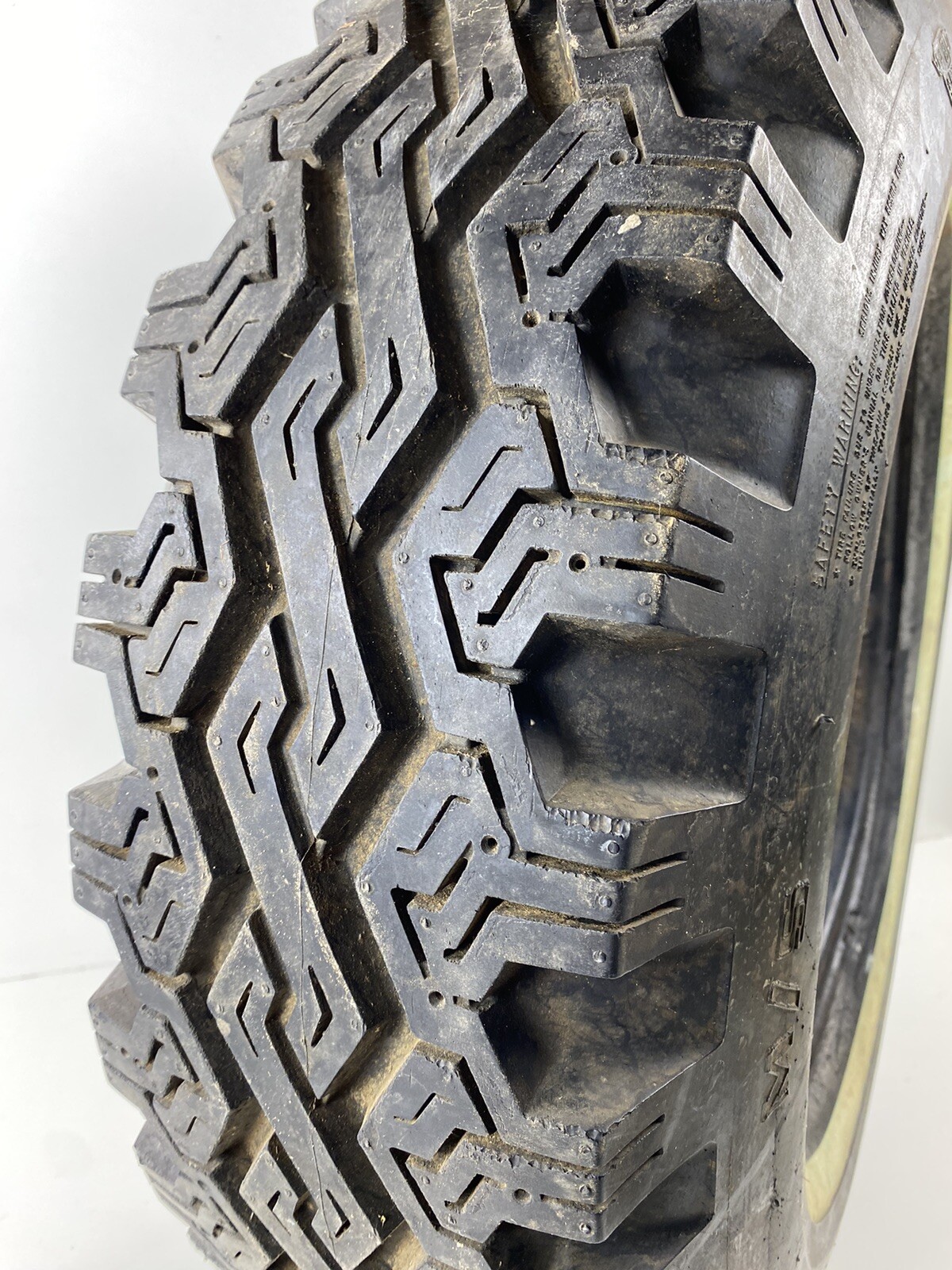 Vtg SafeMark Mud Snow Tire 4 Ply H-78-15 Display Only Mud Grip JEEP CJ Wagoneer