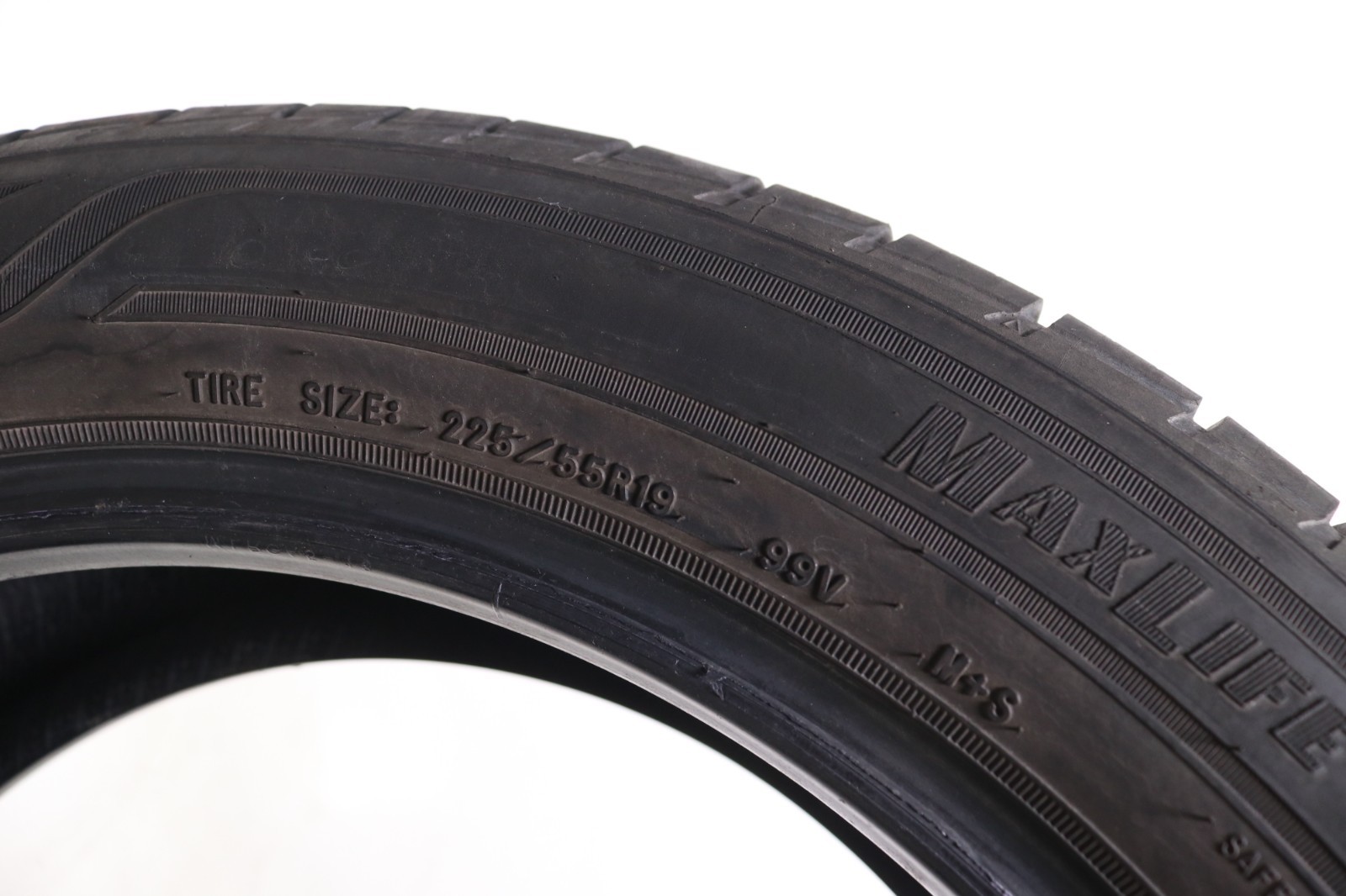 Set of 2 Used 225/55R19 Goodyear Assurance MaxLife – 99V – 10/32 No Repairs