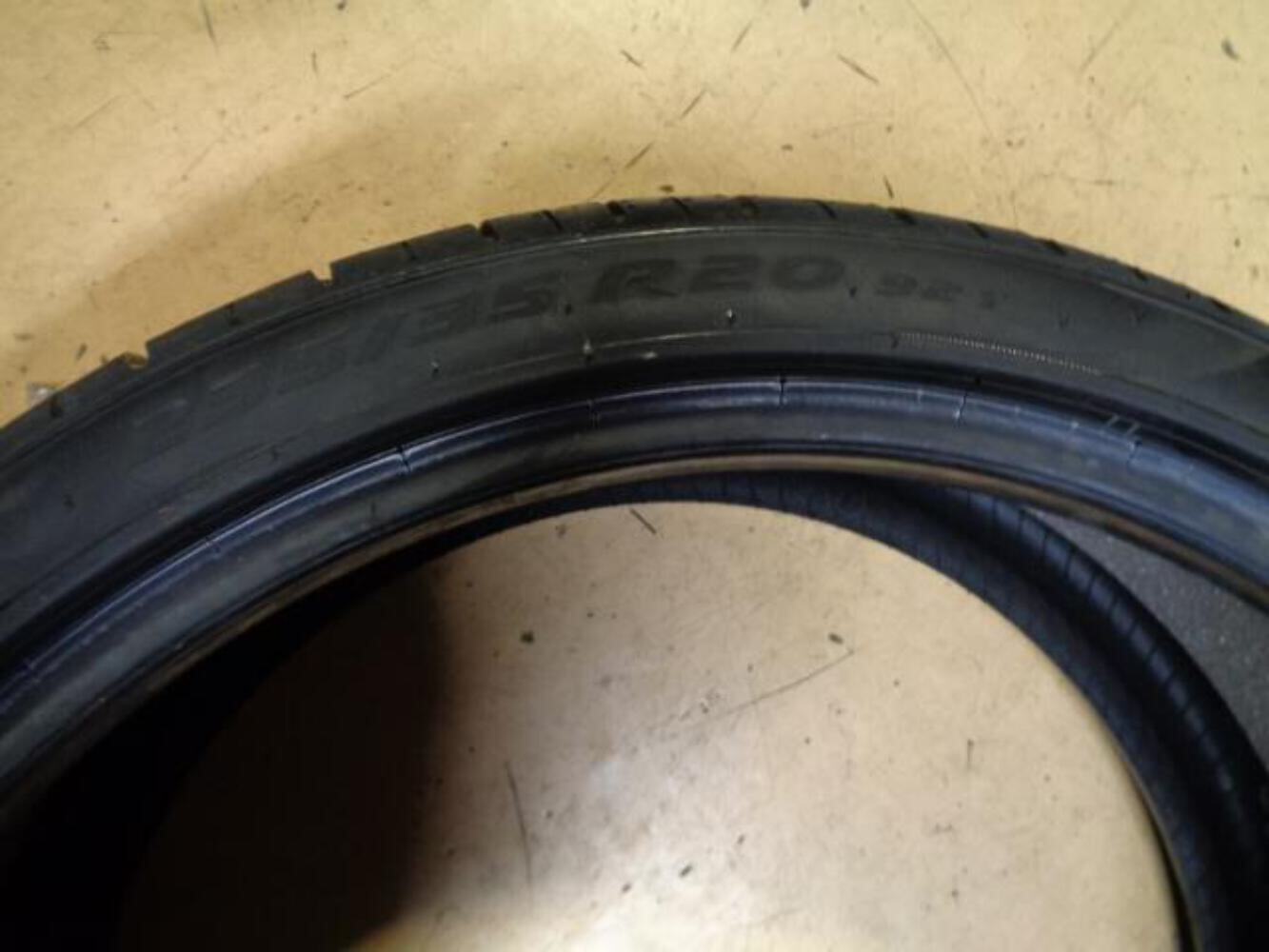 2 PIRELLI P ZERO PZ4 (T0) ELECT PNCS P 235 35 20 92Y XL TIRES 3828000