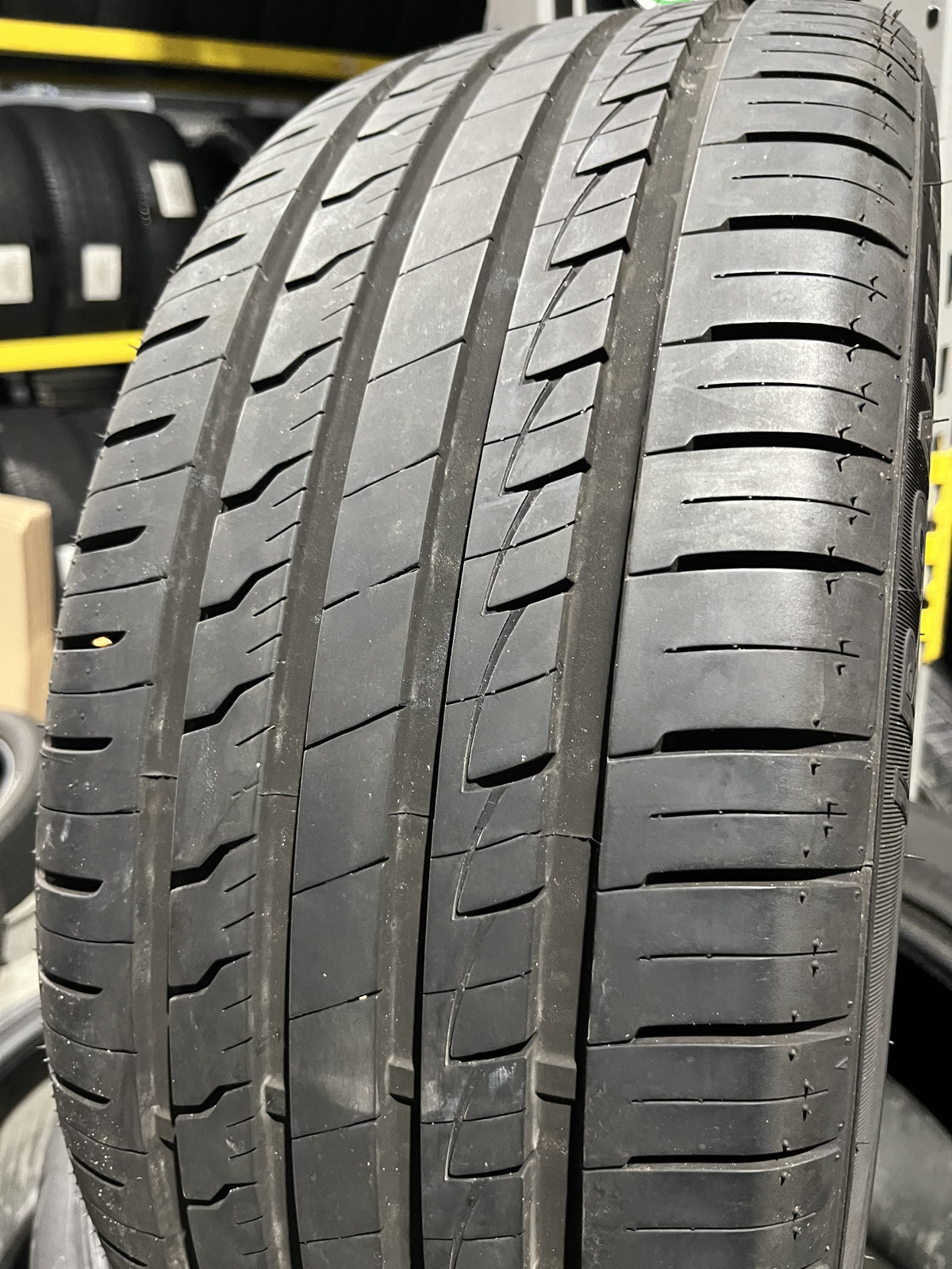 1 Tire Ironman IMove Gen 2 AS 255/45ZR20 105W DOT.3725 8/32 NO Patch