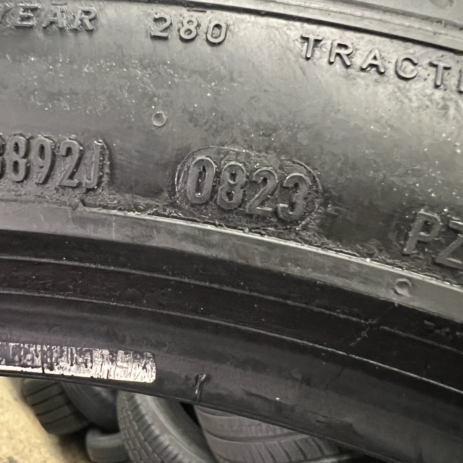 Set Of 2 Tires Pirelli P Zero PZ4 Run Flat BMW 225/45R19 96W DOT.0823 NO Patch
