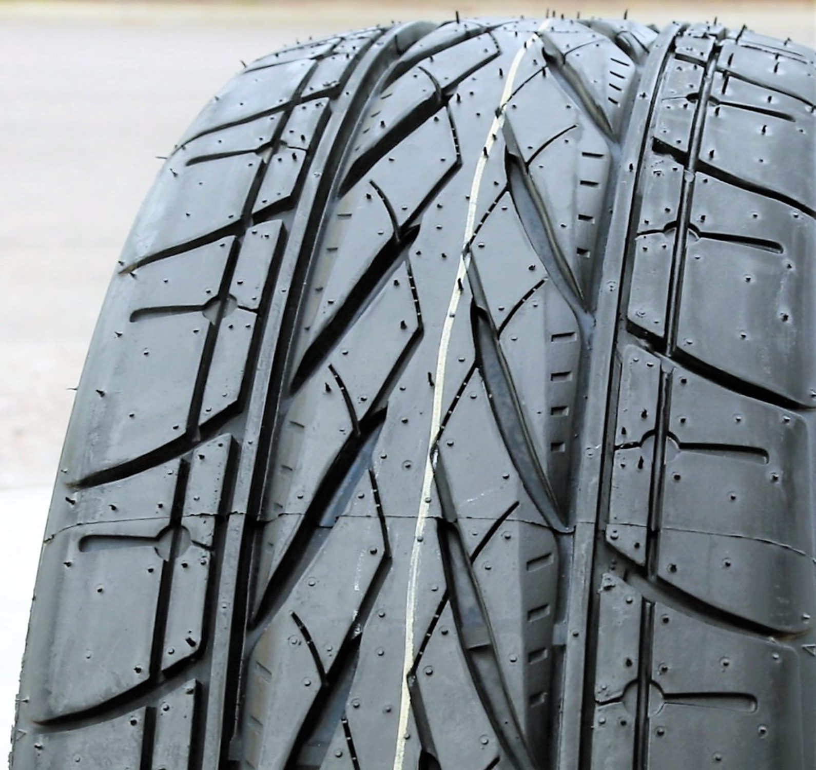 Tire 245/40R18 ZR Forceum Hexa-R AS A/S High Performance 97Y XL