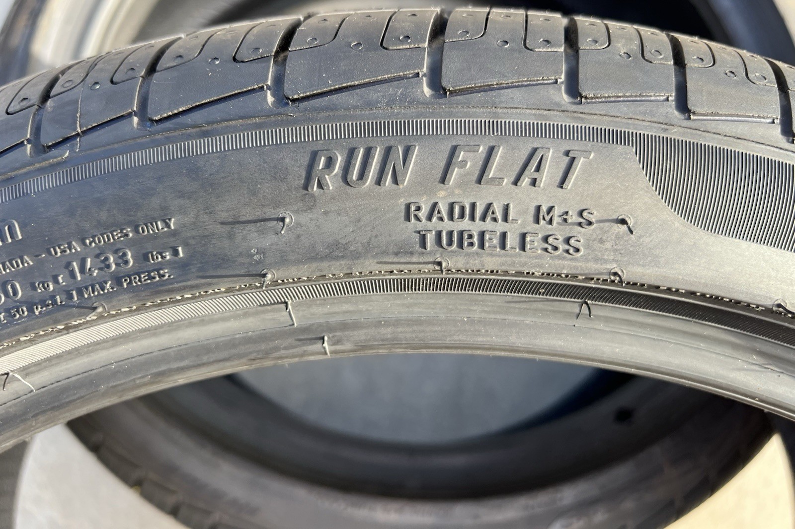 TWO NEW 225/40R19 Pirelli Cinturato P7 A/S AS All Season BMW Run Flat RFT Tires