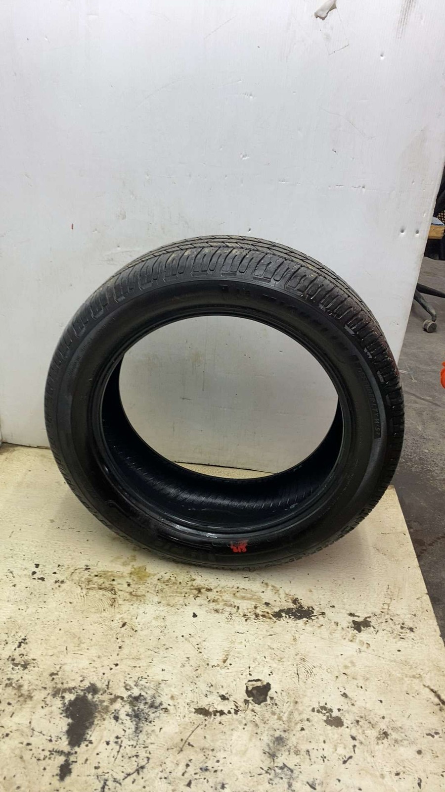(C) MICHELIN DEFENDER LTX M/S 2 275/50R22 115W 12/32ND DOT 5025