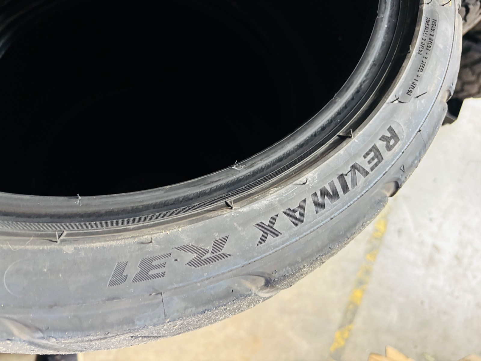 4x Rydanz Shibatire 295/30R18 Revimax R31 Red Label 200TW Motorsport Track Tires