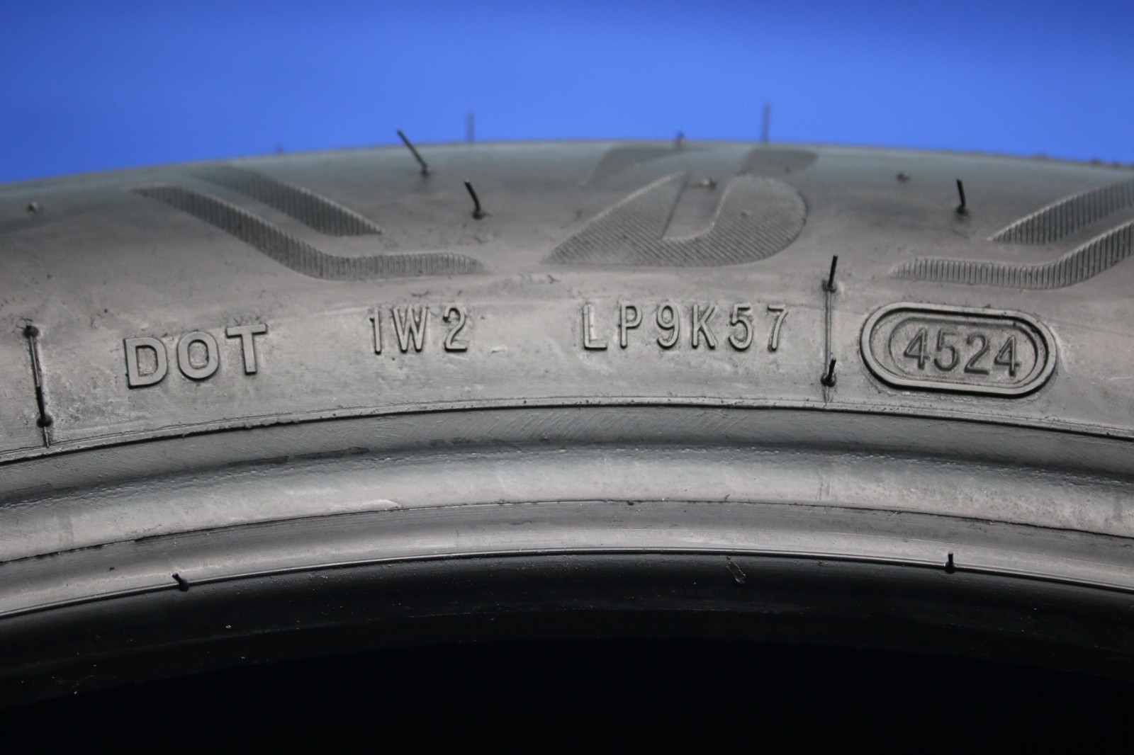 4 Used Bridgestone Alenza 001 ★ RFT RSC 275/40R20 275/40/20 2754020 106W