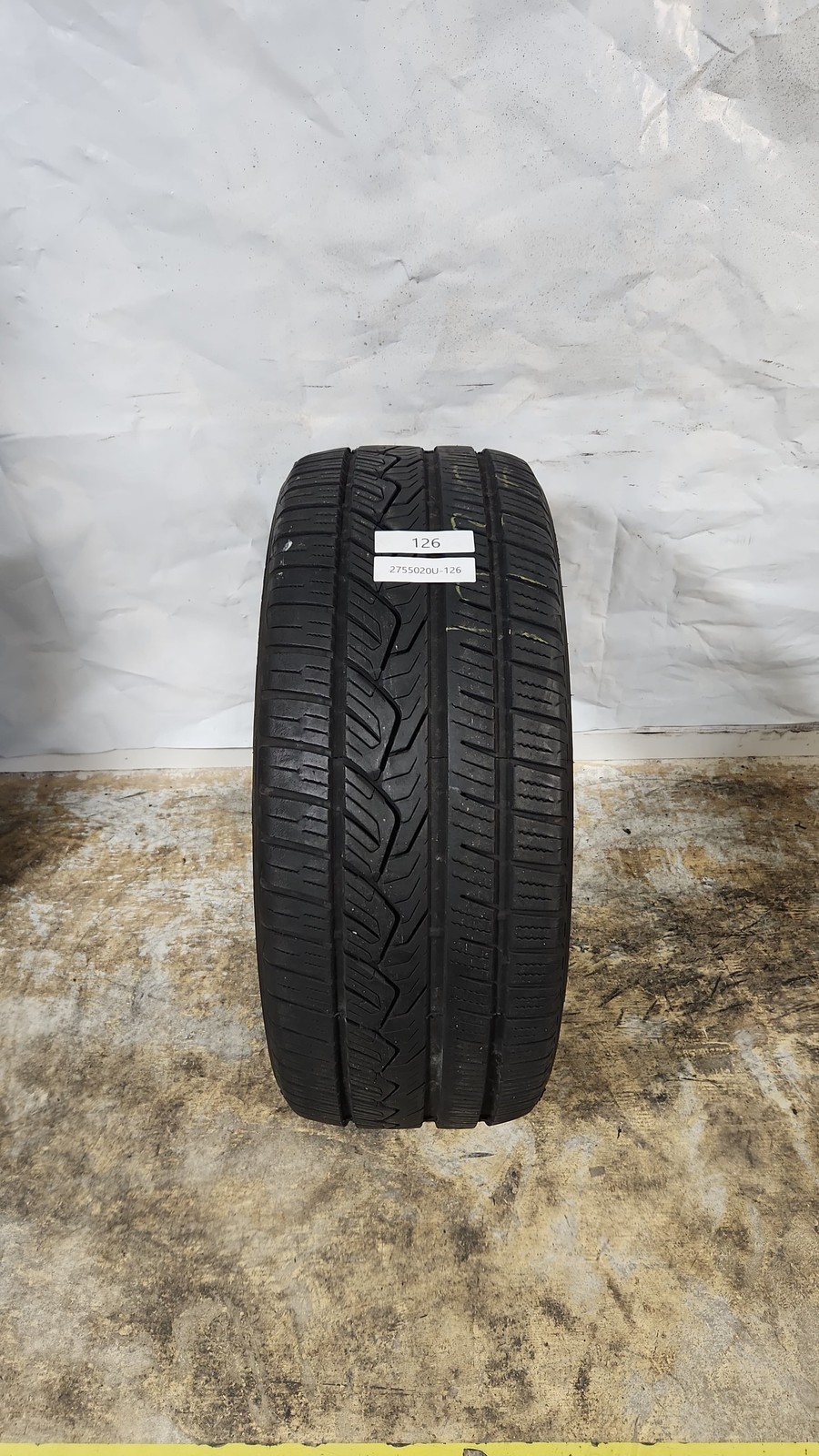 Used Tire – 275/50R20 Nitto NT421Q