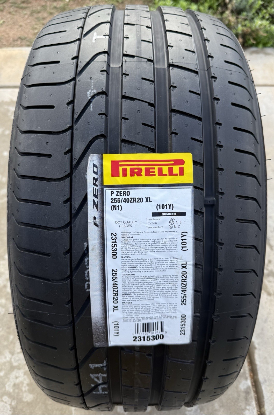 Set of TWO BRAND NEW 255/40ZR20 (101Y) Pirelli P Zero N1 Tires 2554020