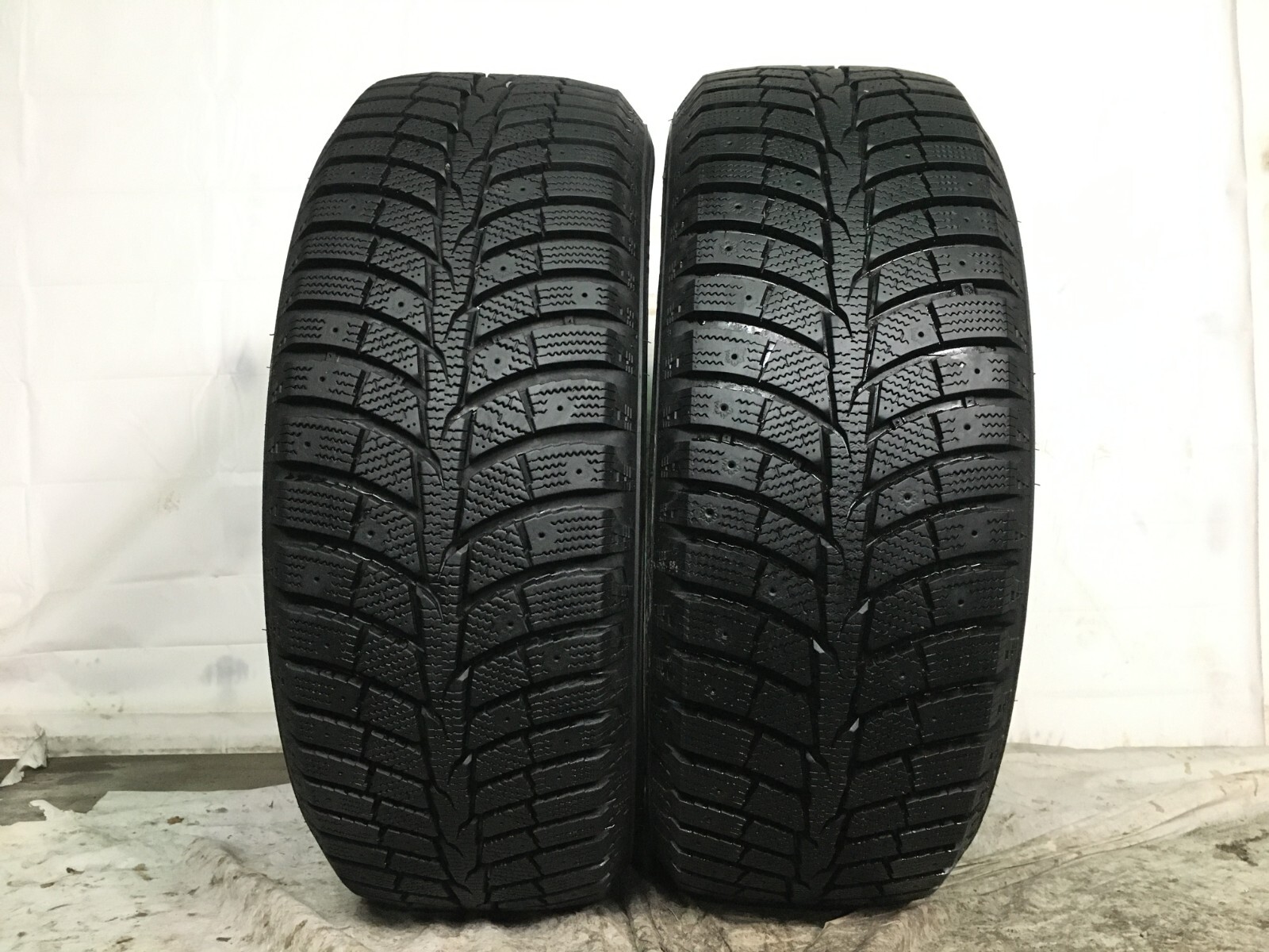 [2] Laufenn I Fit Ice P225/55R17 225 55 17 Tire 10.25-11.0/32