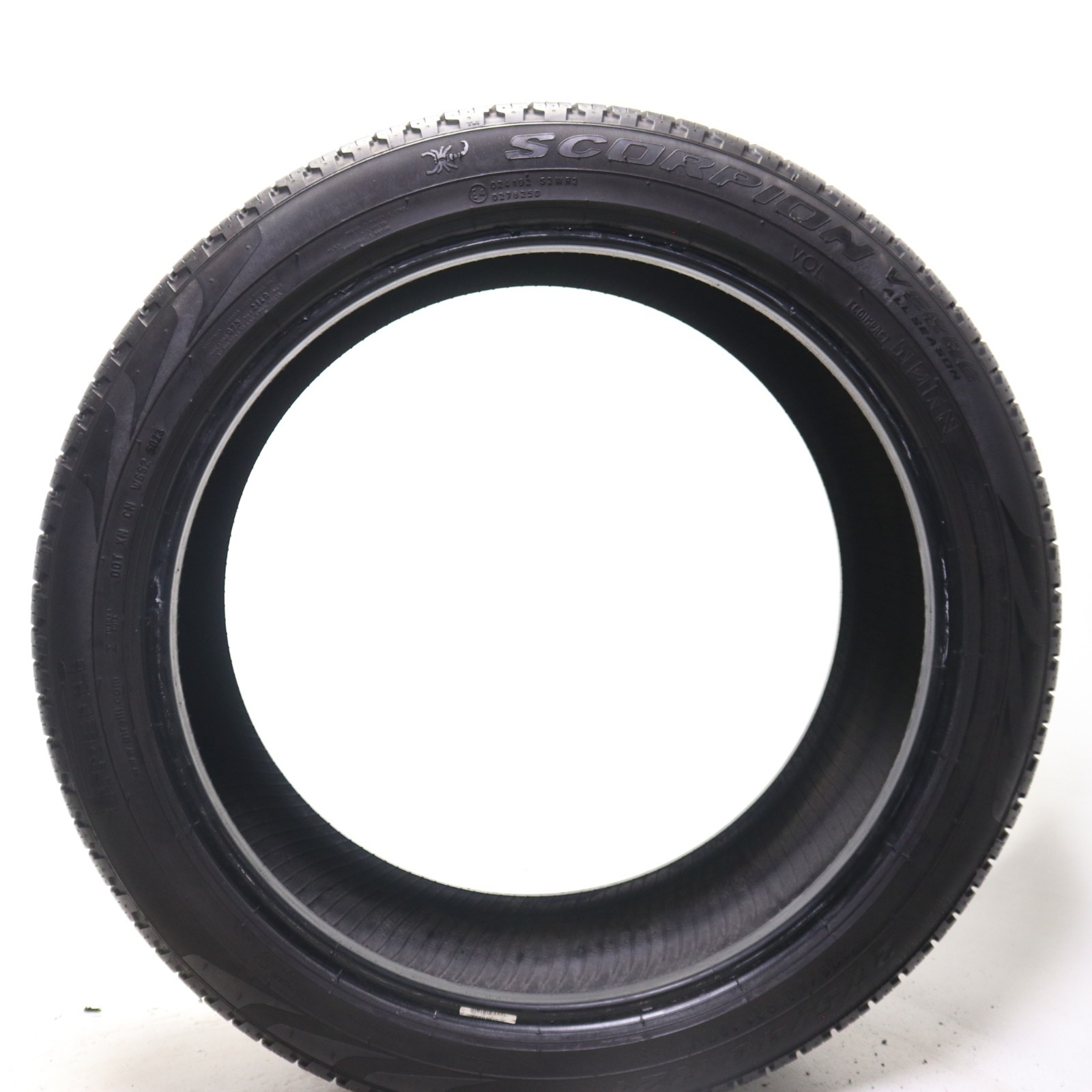 Used 275/40R21 Pirelli Scorpion Verde VOL – 107V – 9/32