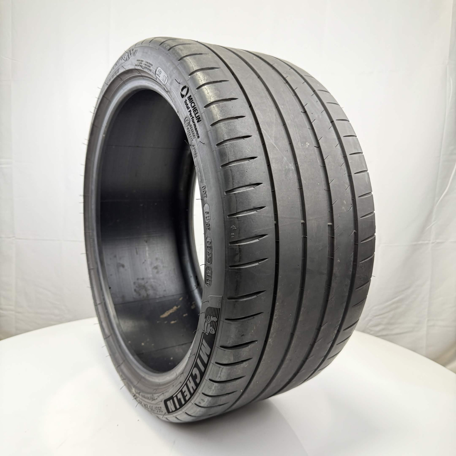 Used 265/35ZR20 Michelin Pilot Sport 4 S NO 99Y 5.5/32 (DOT 20)
