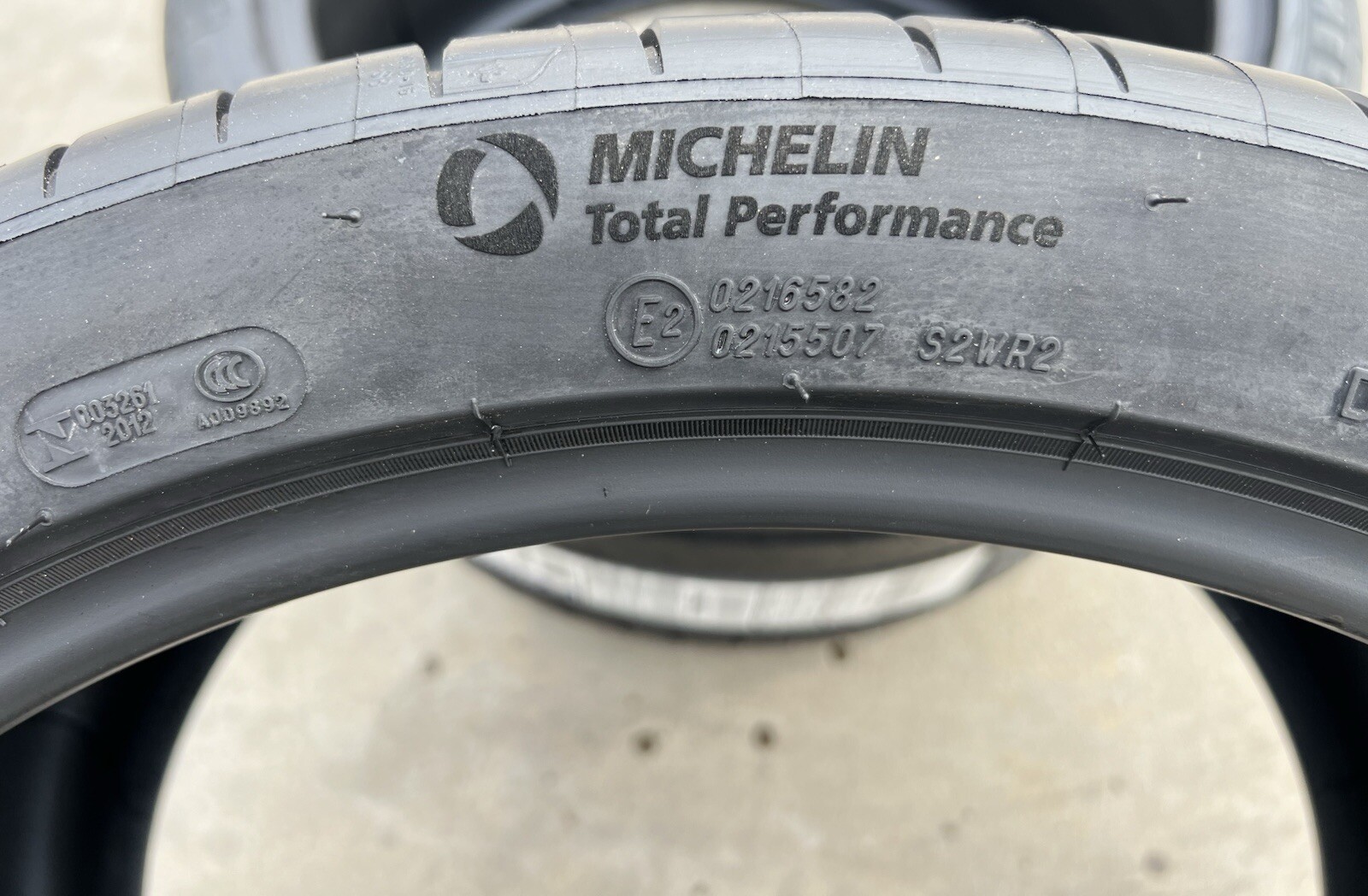 ONE BRAND NEW 305/30ZR20 Michelin Pilot Sport 4S PS4S Tire 3053020