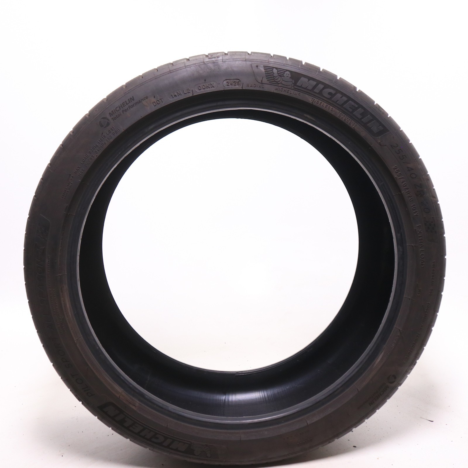 Set of 2 Used 255/40ZR20 Michelin Pilot Sport All Season 4 – 101Y – 7-8/32