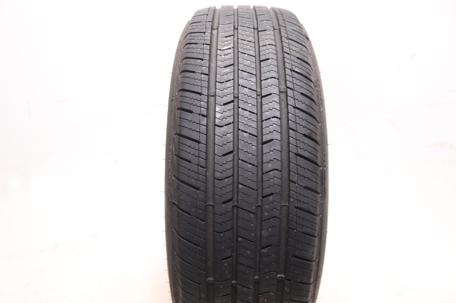 Set of 4 Used 205/65R16 Arizonian Silver Edition All Season – 95H – 9-10/32