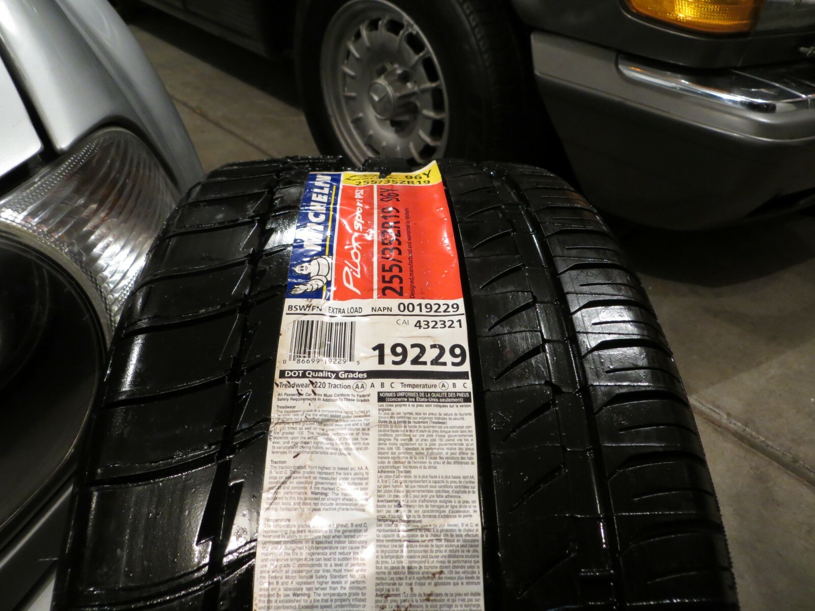NEW 1 ONE MICHELIN PILOT SPORT PS2 MO1 255/35ZR19 96Y XL FRANCE 255 35 19 2821