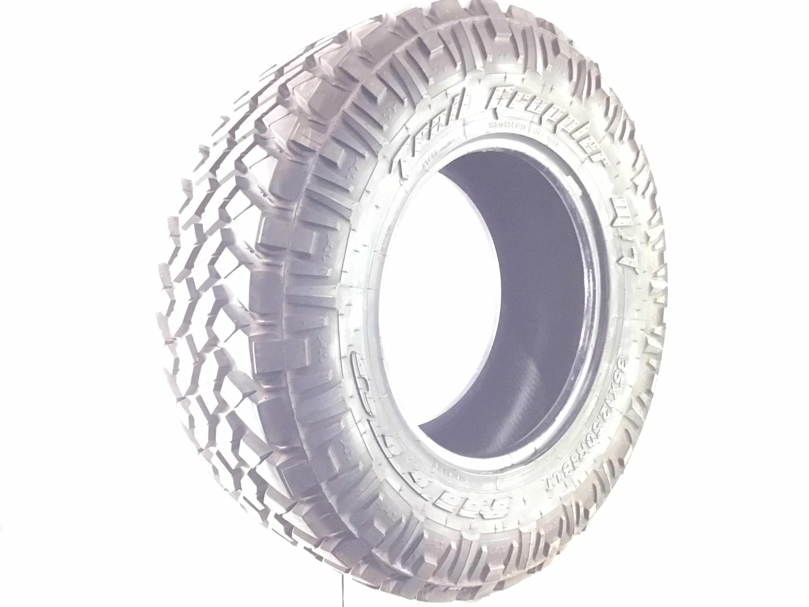 LT35x/12.5R18 Nitto Trail Grappler M/T 123 Q Used 15/32nds
