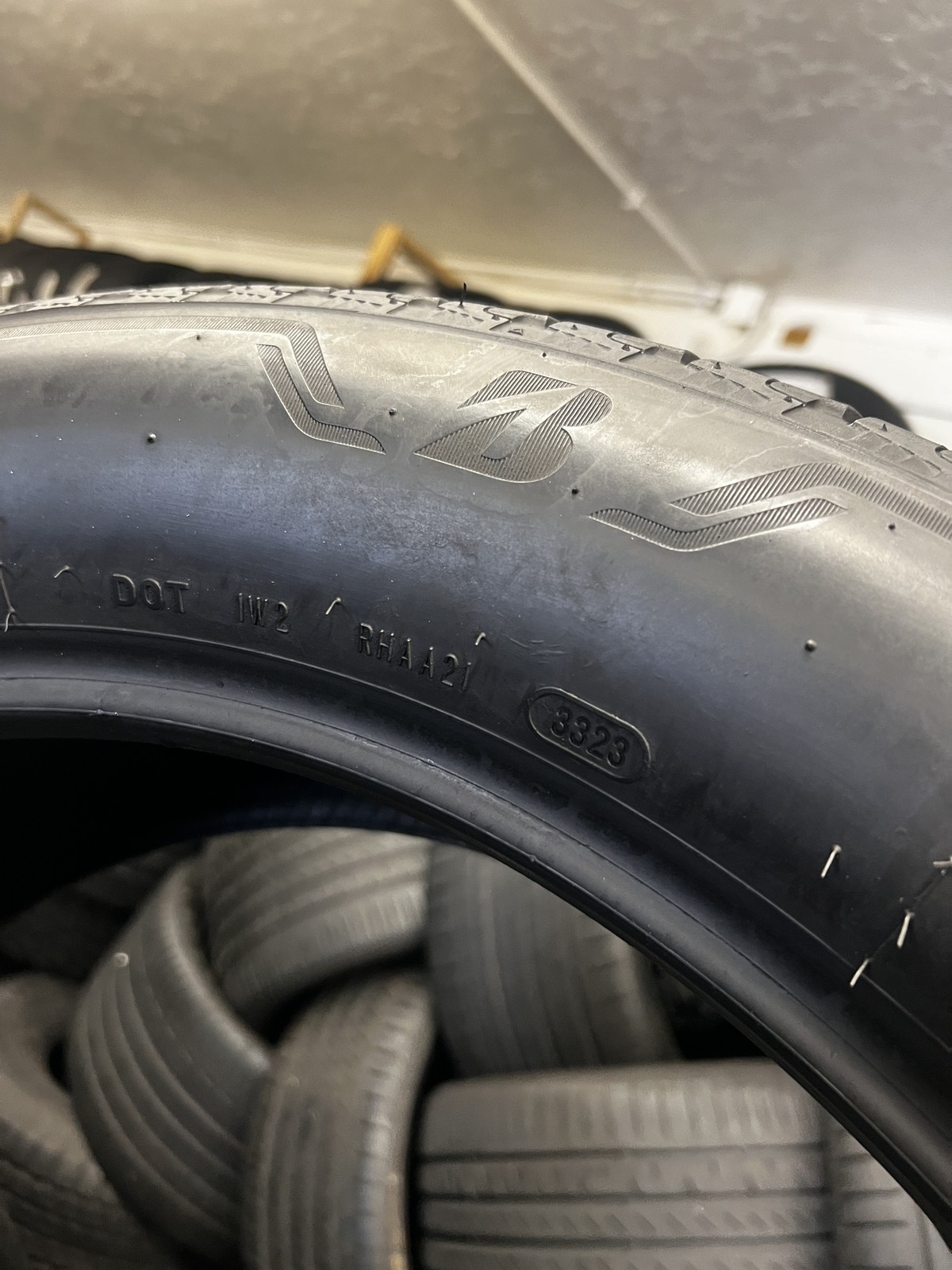 Set Of 2 Tires Bridgestone Alenza A/S 02 275/50R22 111H