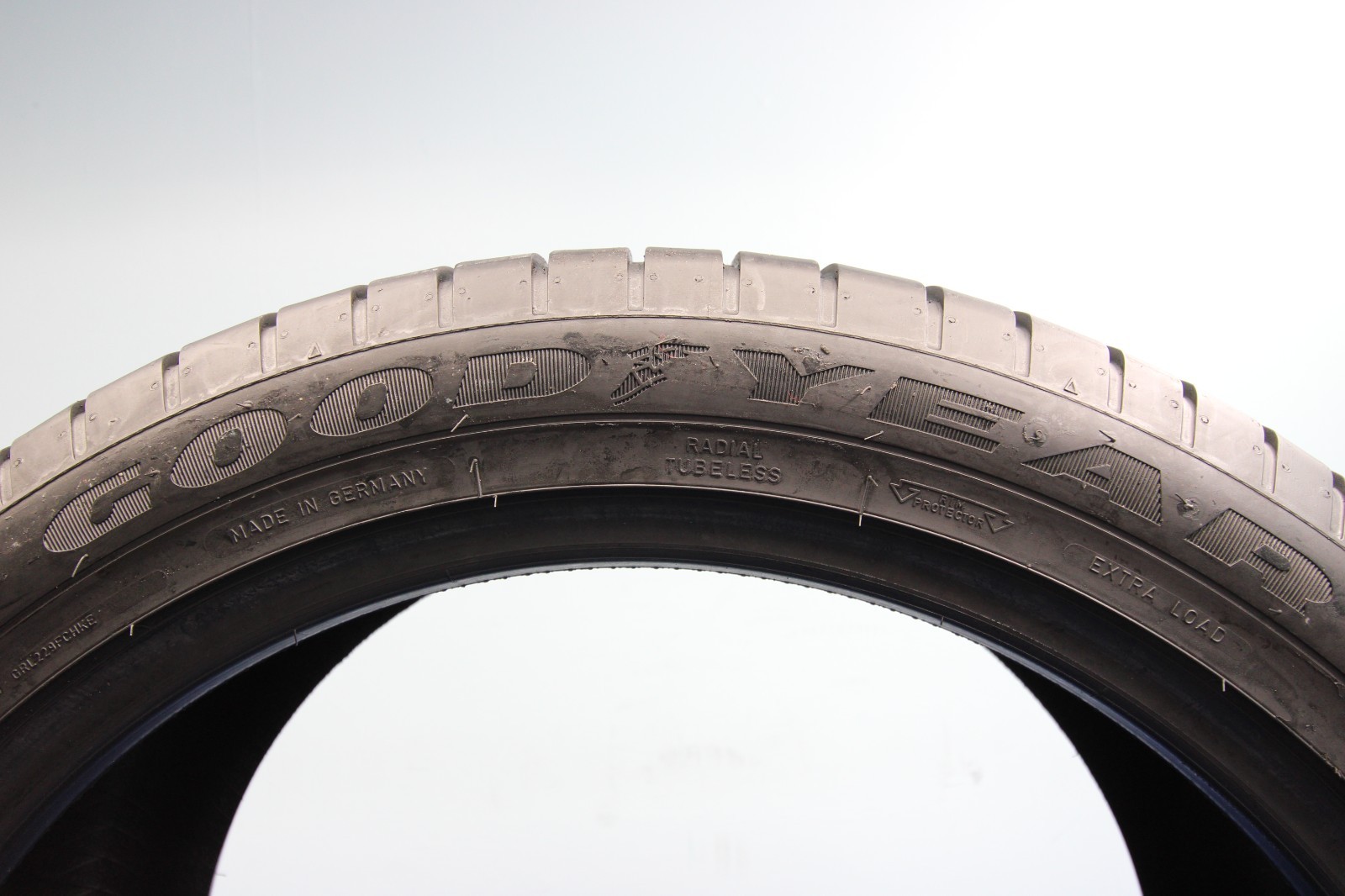 1 Used GoodYear Eagle F1 Asymmetric MO1 SUV 295/40R22 295/40/22 2954022 112W