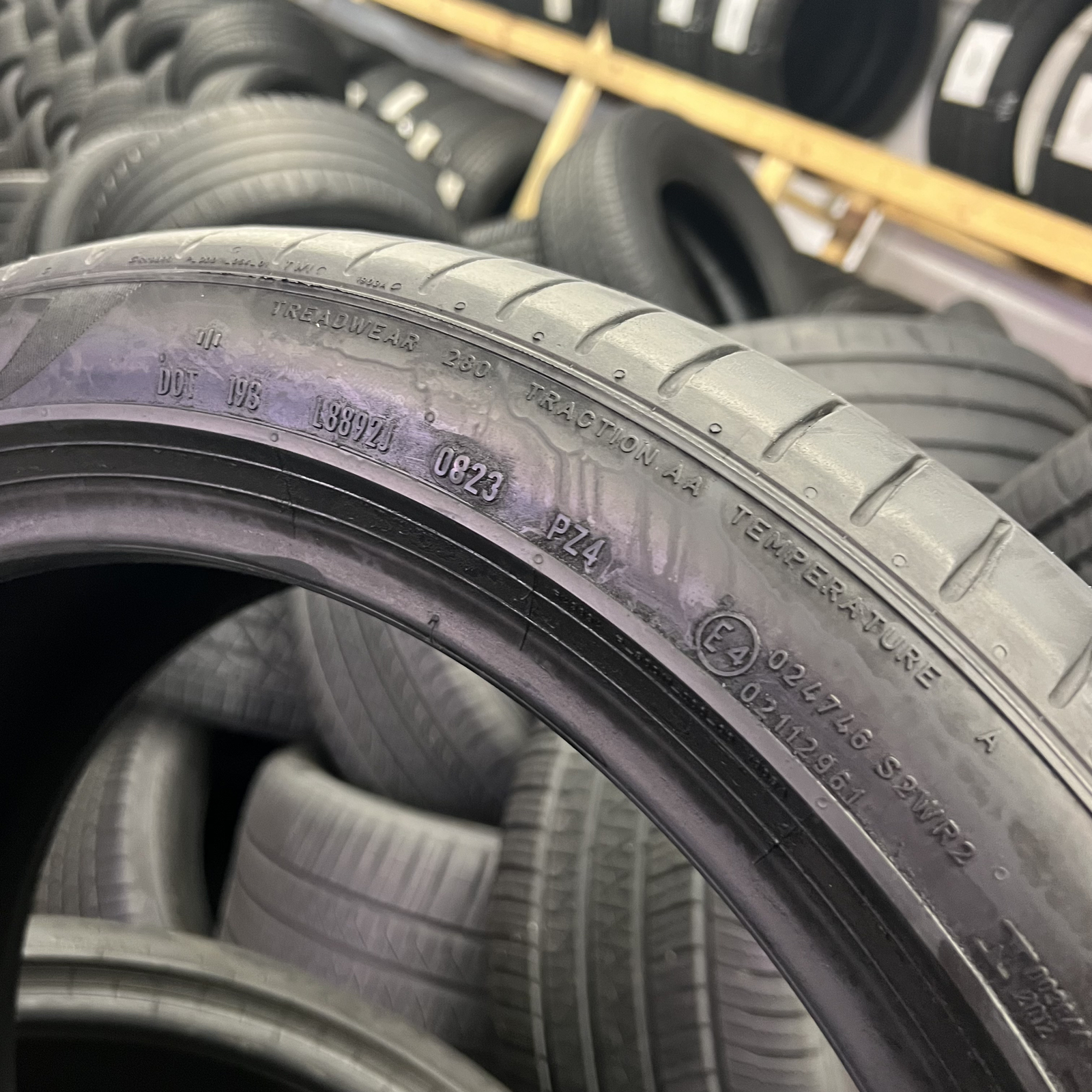 Set Of 2 Tires Pirelli P Zero PZ4 Run Flat BMW 225/45R19 96W DOT.0823 NO Patch