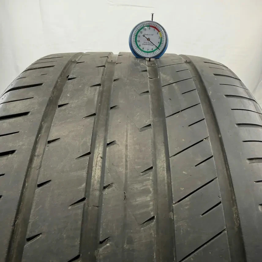 Used 295/35ZR20 Lionhart LH-Five 105Y 4.5/32 (DOT 22)