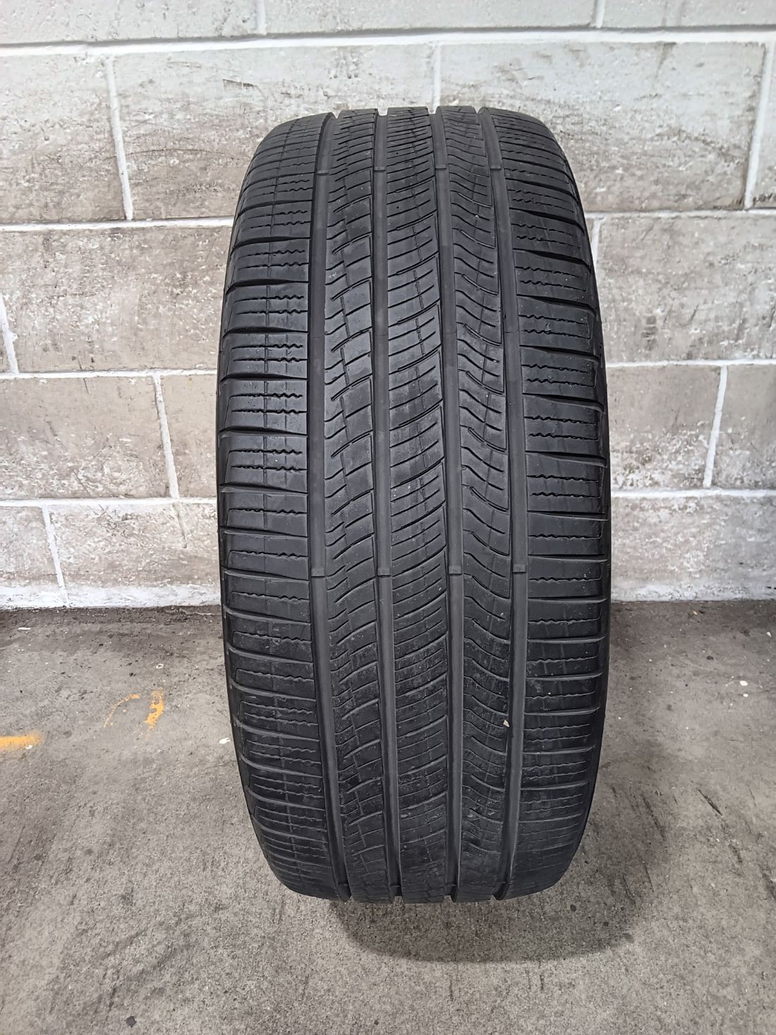 1x P245/45R21 Pirelli Scorpion MS KS 7/32 104 V Used Tire 2454521