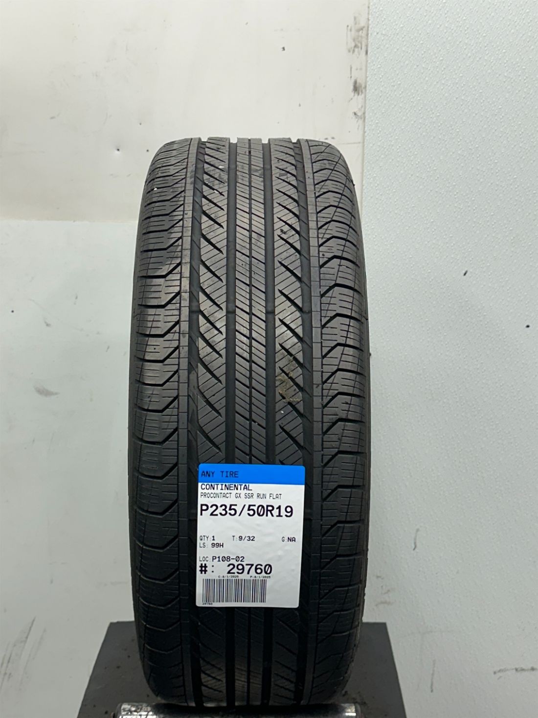 1 Used P235/50R19 Continental ProContact GX SSR Run Flat 99 H – 9/32