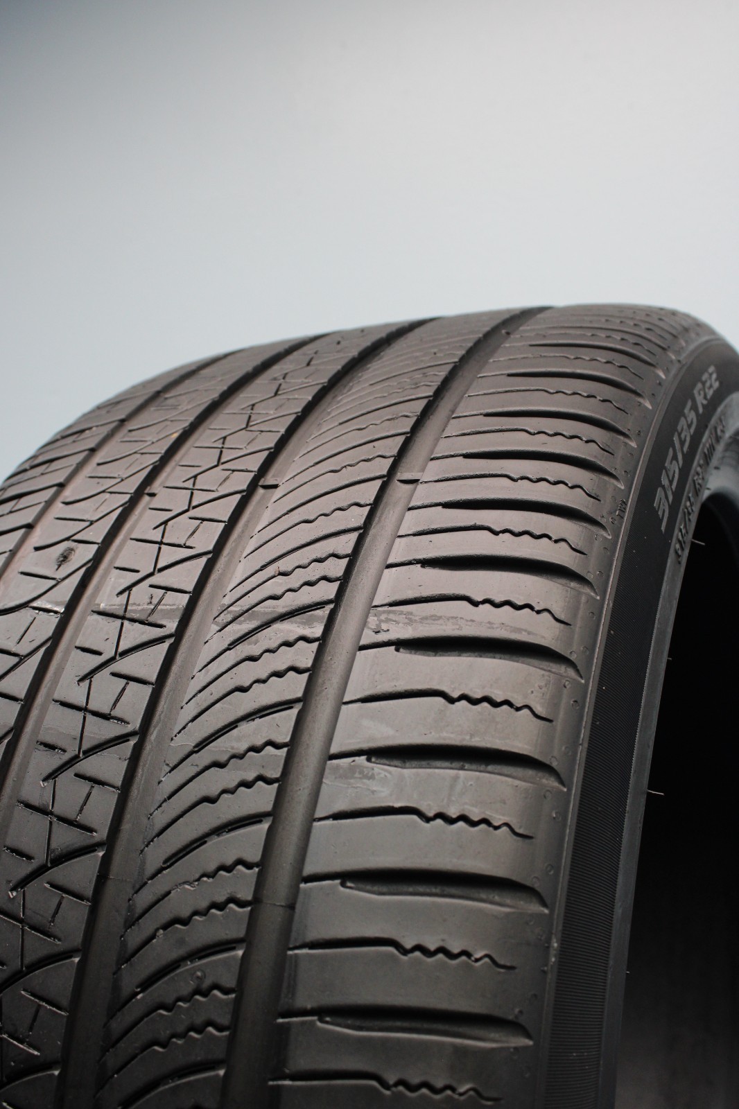 1 Used Pirelli Scorpion Zero A/S NCO 315/35R22 315/35/22 3153522 111V