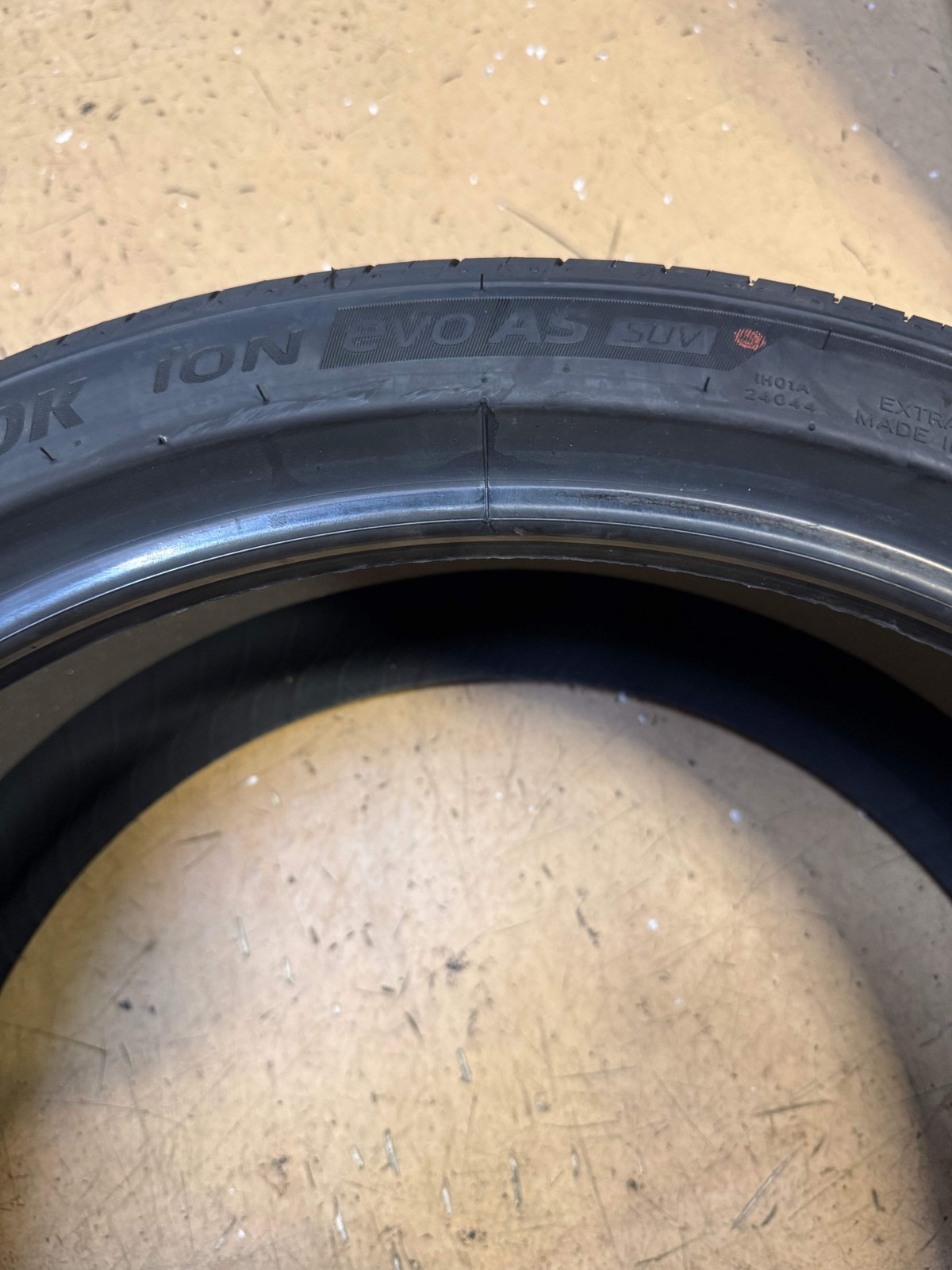 HANKOOK ION EVO AS SUV IH01A (FOAM) BSW P 275 35 21 103W XL ALL SEASON TIRE 1033