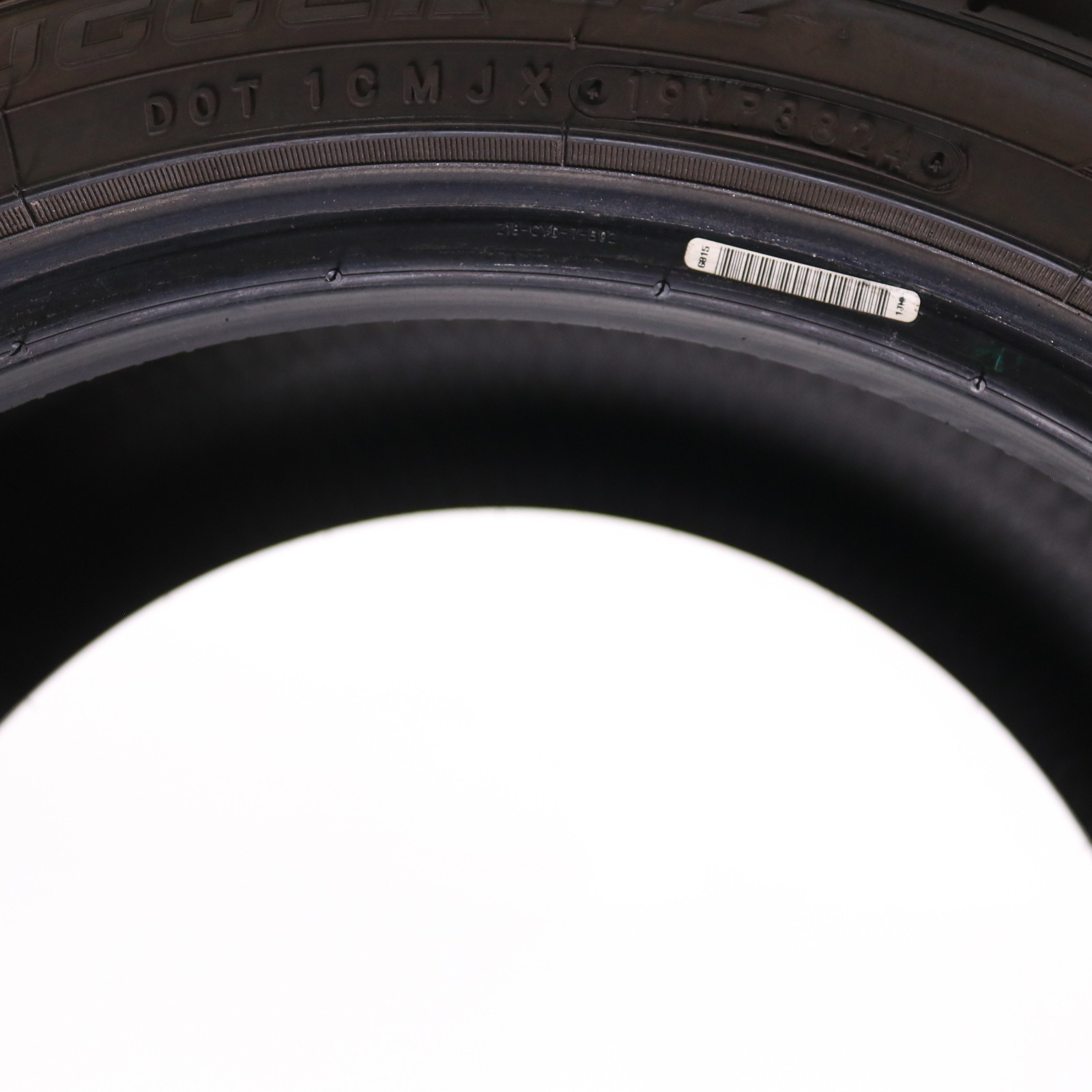 Used 245/40ZR18 Road Hugger GTZ – 97W – 9/32