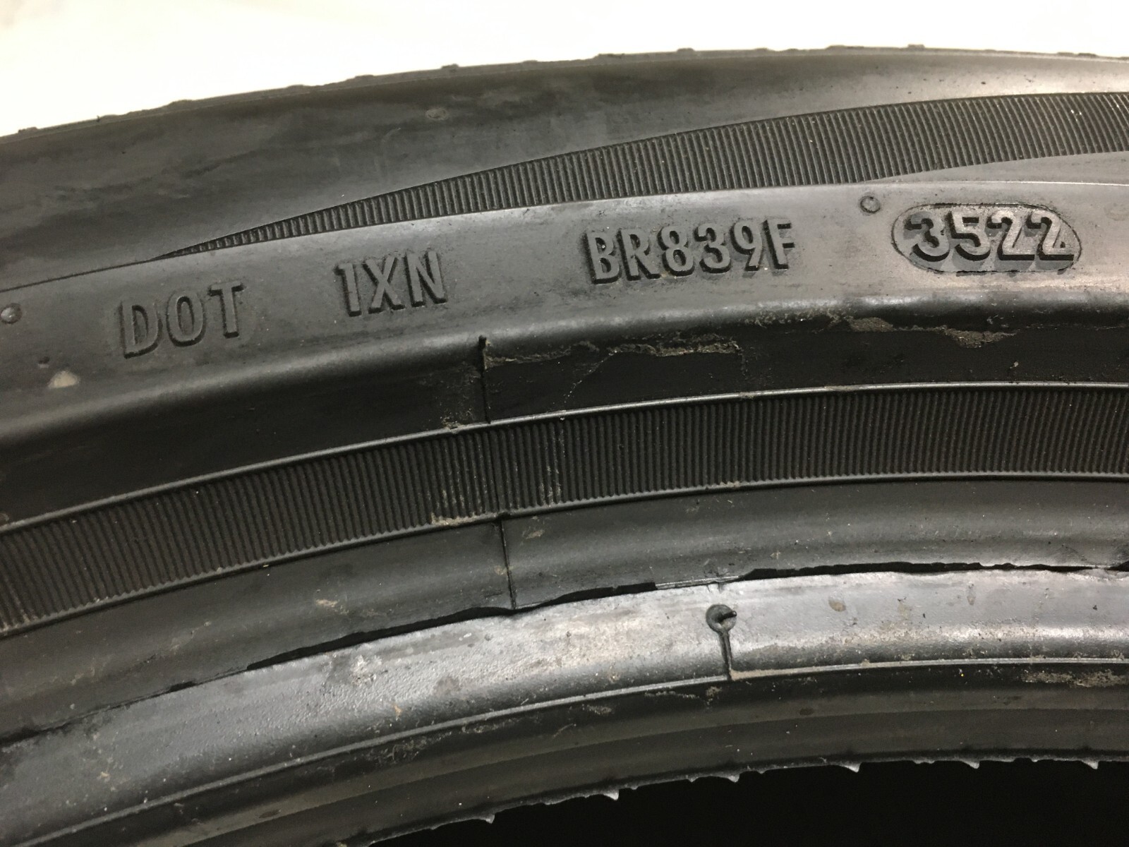 [1] Pirelli Scorpion Zero All Season PNCS P285/40R23 285 40 23 Tire 7.5-8.0/32