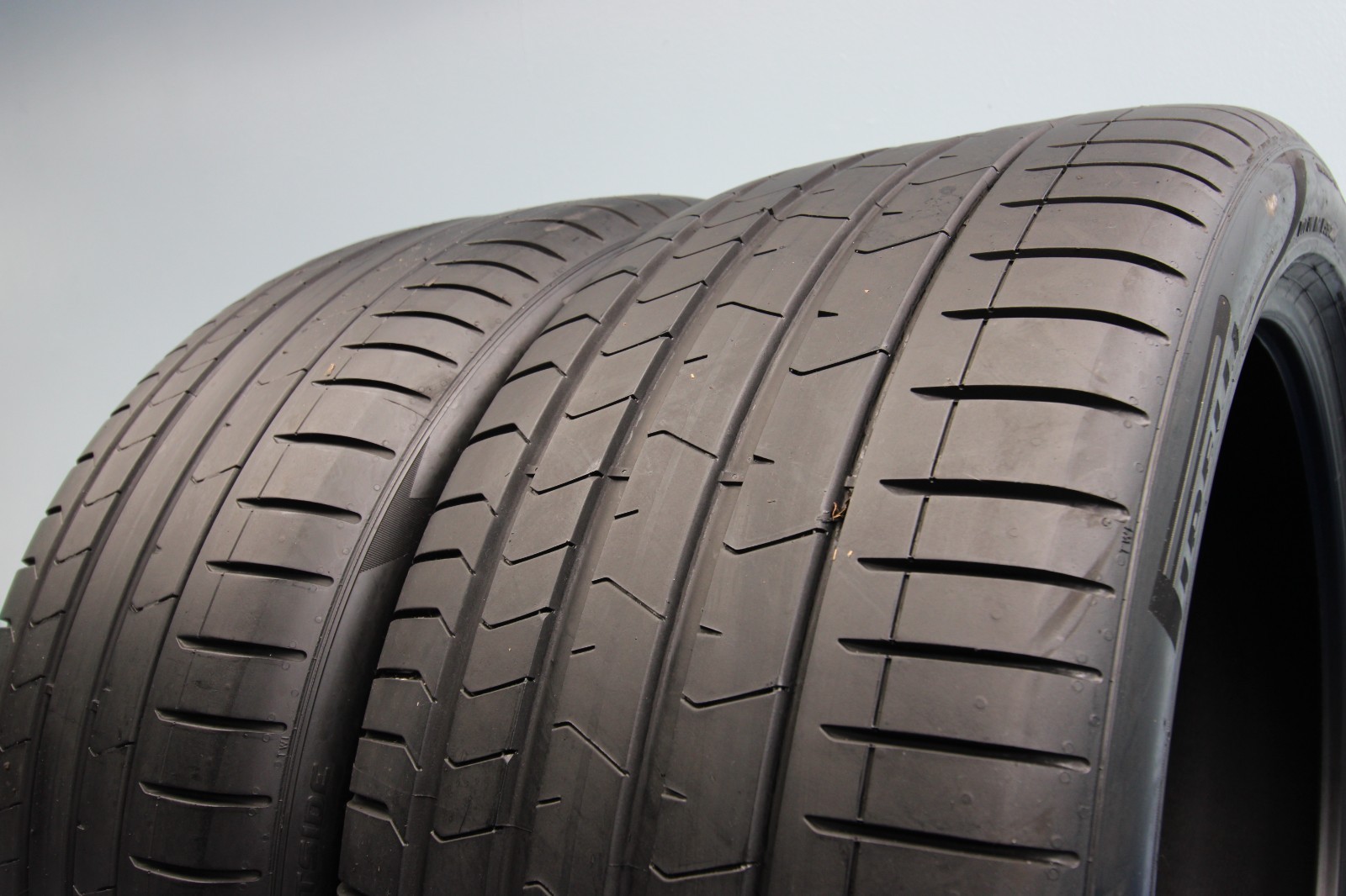 2 Used Pirelli Pzero ★ RSC RFT PZ4 315/35R21 315/35/21 3153521 111Y