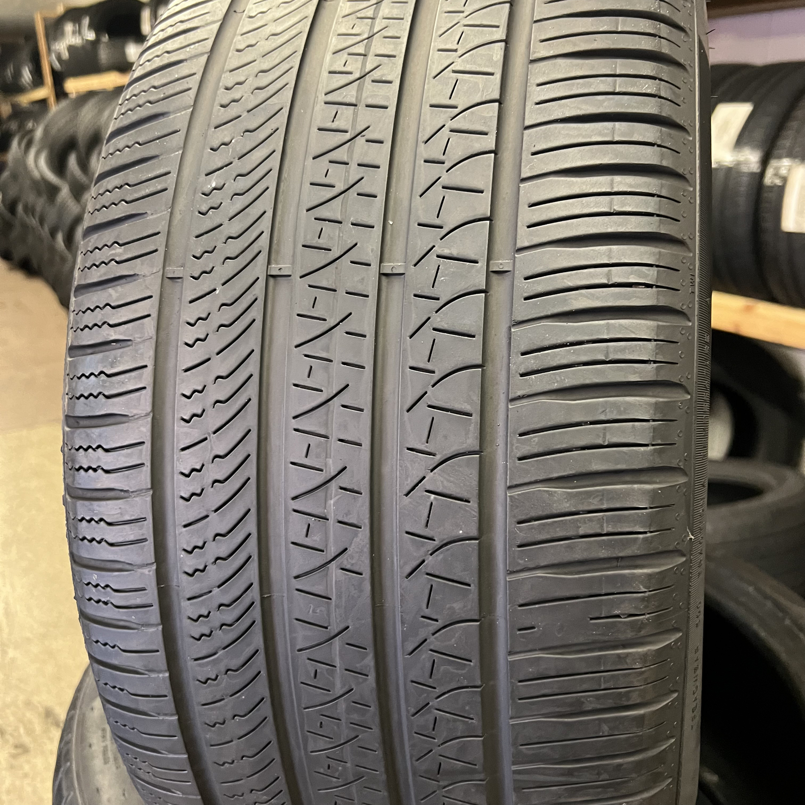 1 Tire LikeNEW Pirelli Pzero All Season BMW 285/40R20 108H DOT.3322 NO Patch