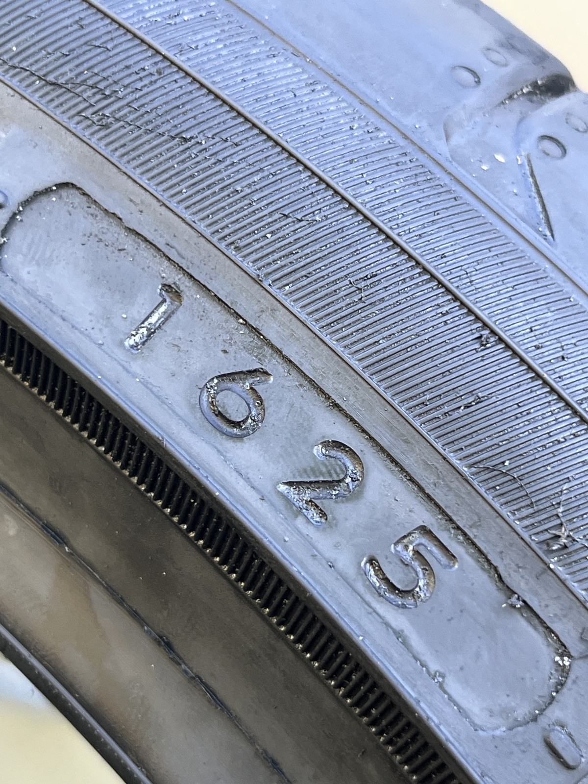 1 Tire Yokohama Advan Sport V107 ★ BMW 285/30ZR20 99Y DOT.1625 8/32 NO Patch