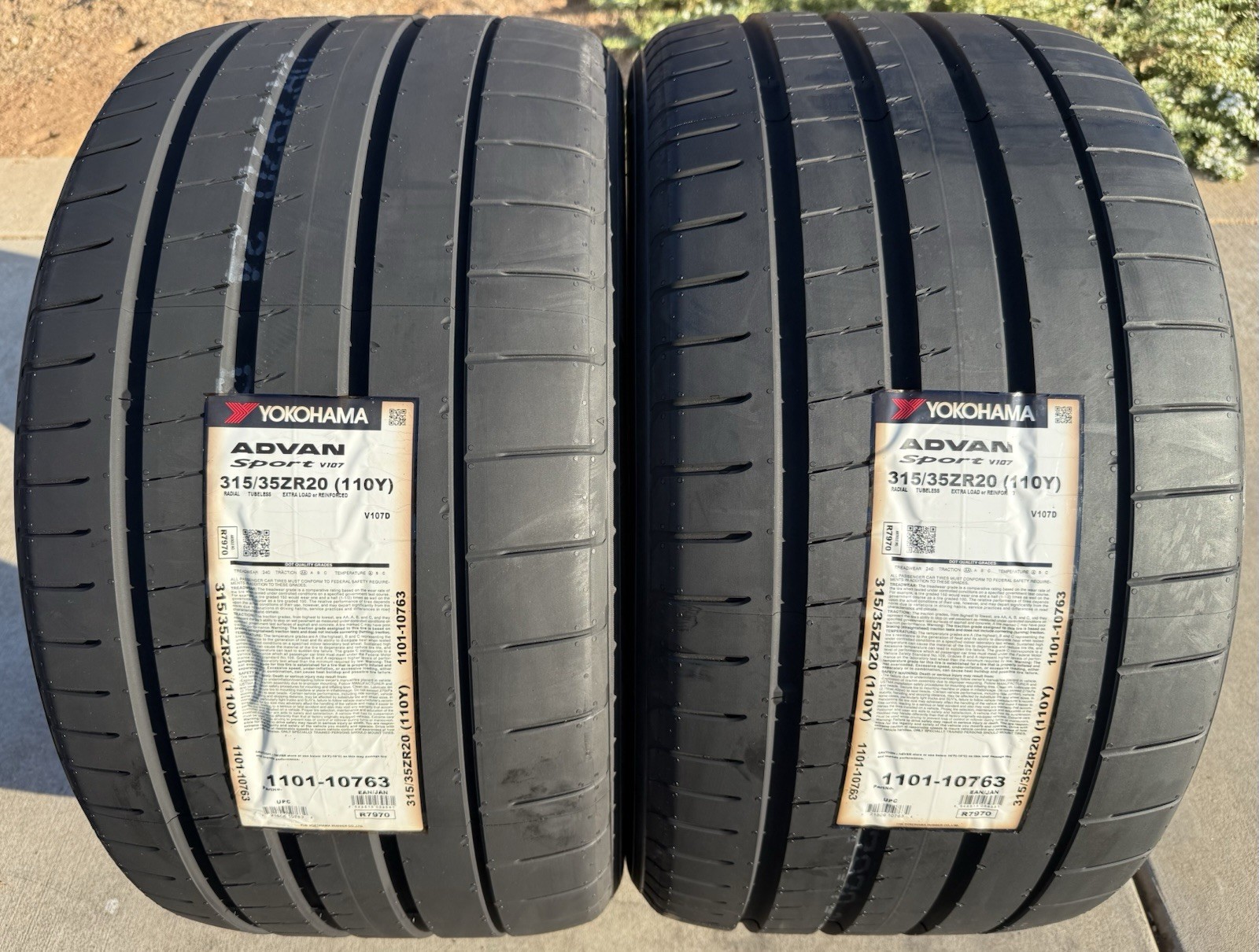 Set of TWO BRAND NEW 315/35ZR20 110Y Yokohama ADVAN Sport V107 Tires 3153520