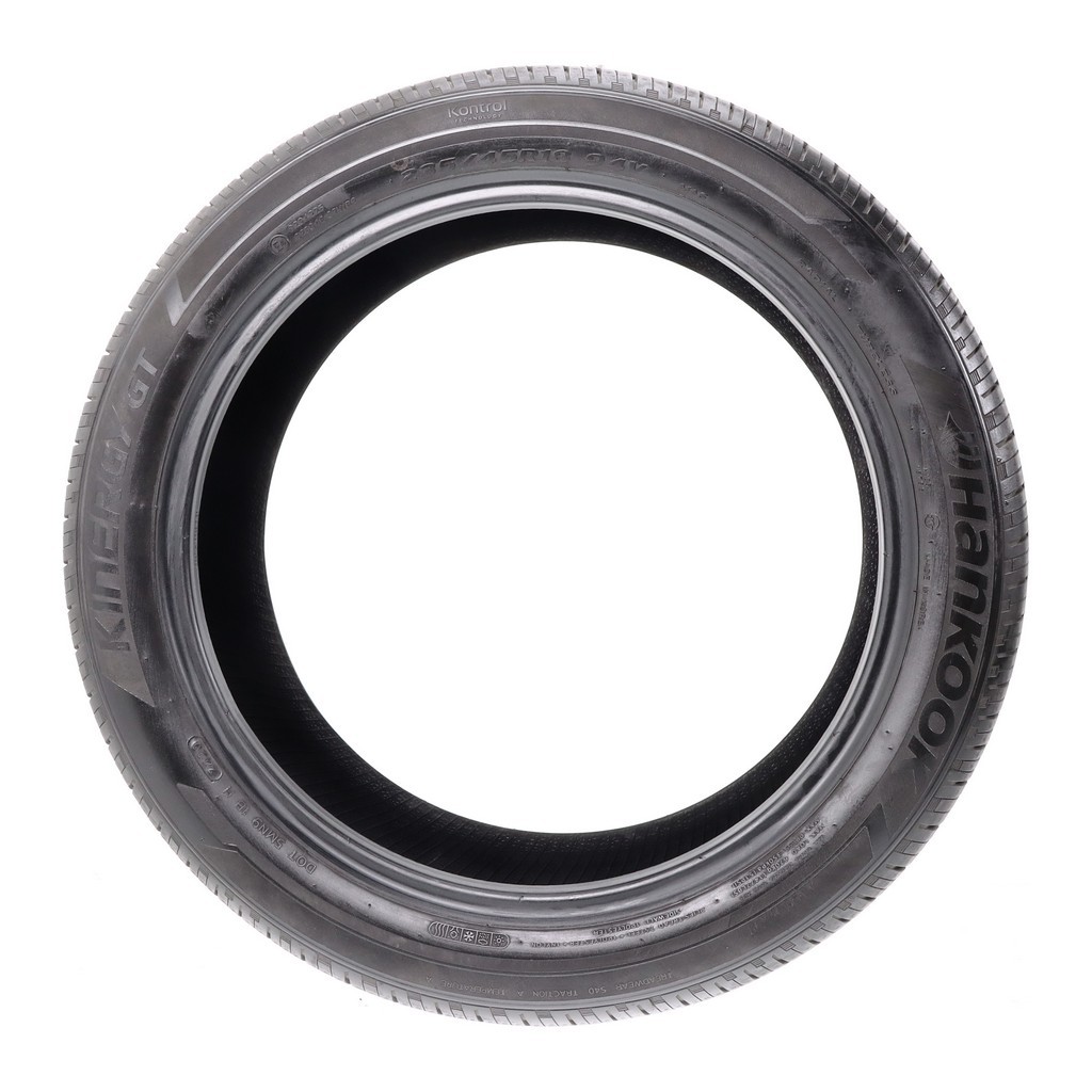 Used 235/45R18 Hankook Kinergy GT 94V – 8.5/32