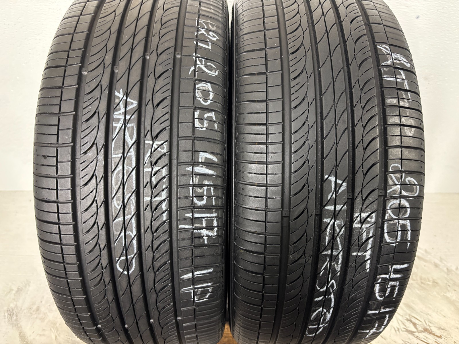 2 Tires 205 45 17 Hankook Optimo H426 HRS Run Flat (70-85% Tread Left)