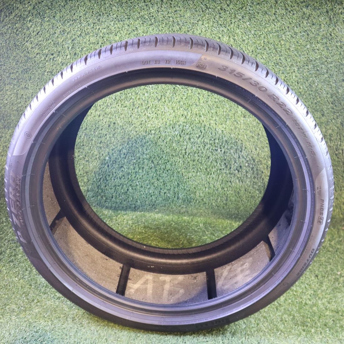 315 30 22 Pirelli PZero All Season 80% Tread 7/32 107W #27499