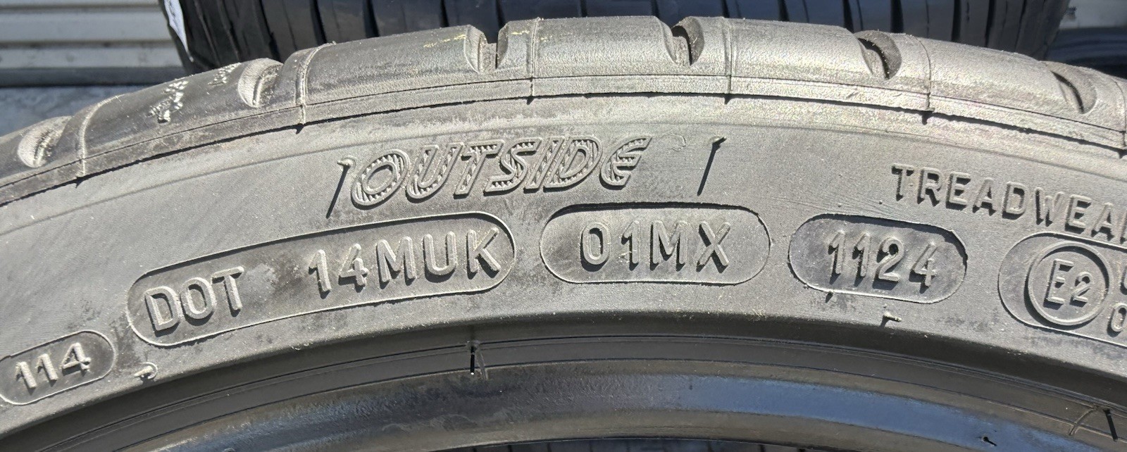 TWO BRAND NEW 285/30ZR20 (95Y) Michelin Pilot Super Sport ZP Run Flat Tires
