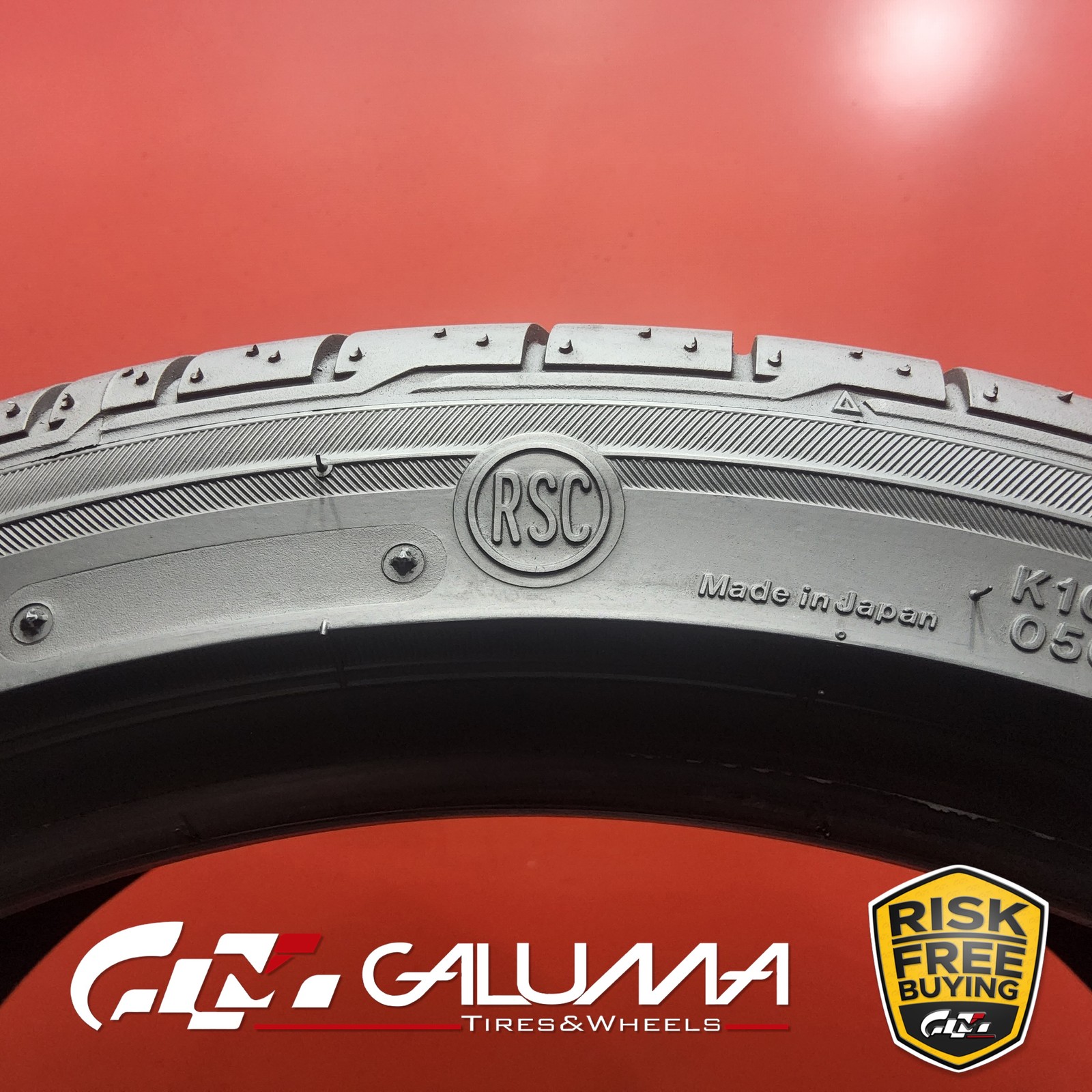 Set of 2 Tires Bridgestone Potenza RE050A RFT RunFlat 255/35R18 No Repairs 95346
