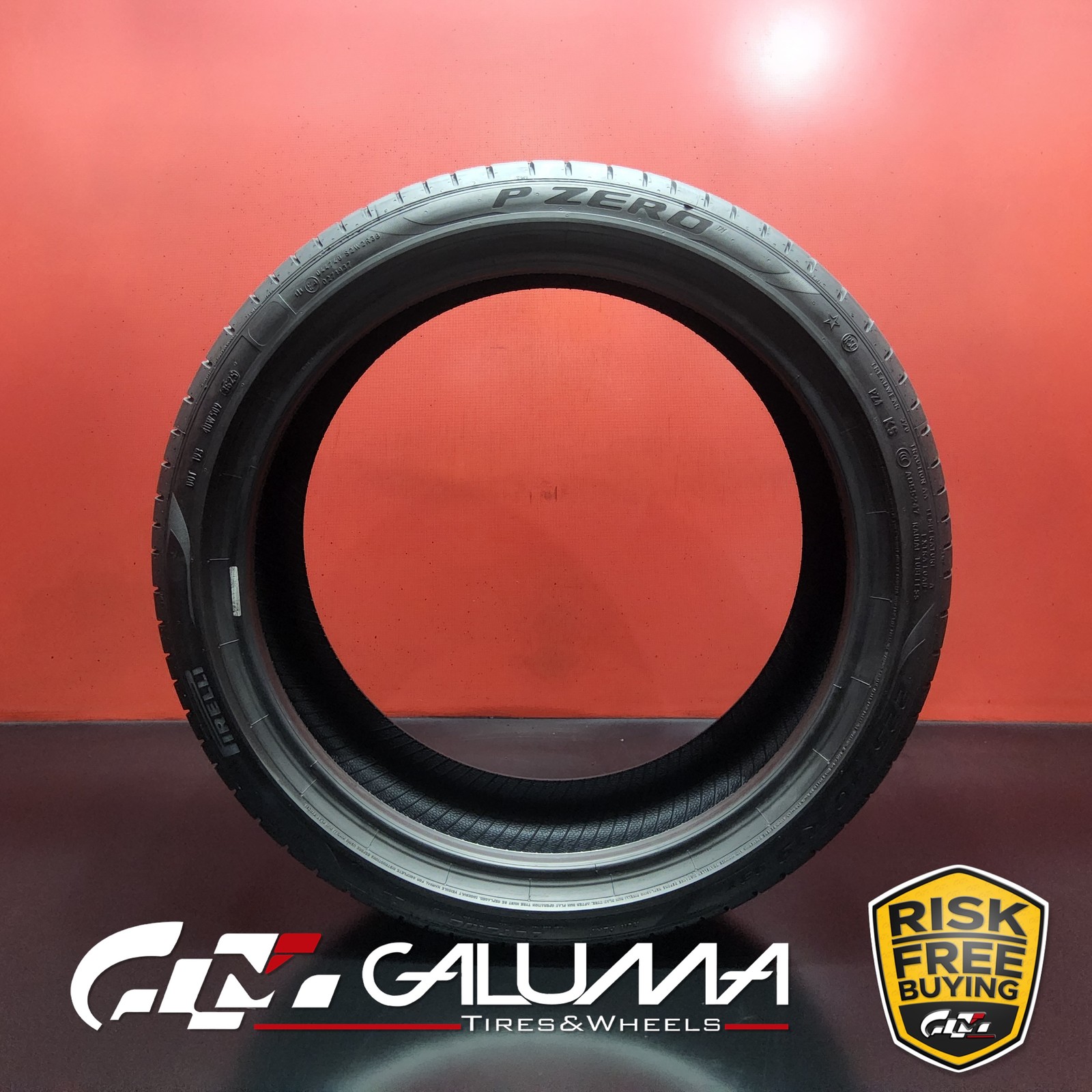 1 Tire Pirelli P-Zero (PZ4) RunFlat (★) XL 225/40R19 225/40/19 93Y #95435