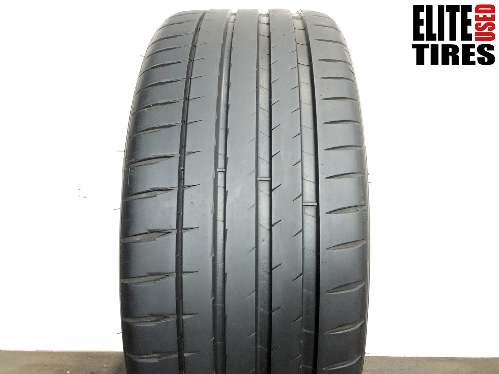 [1] Michelin Pilot Sport 4S P235/40ZR20 235 40 20 Tire 8.25/32