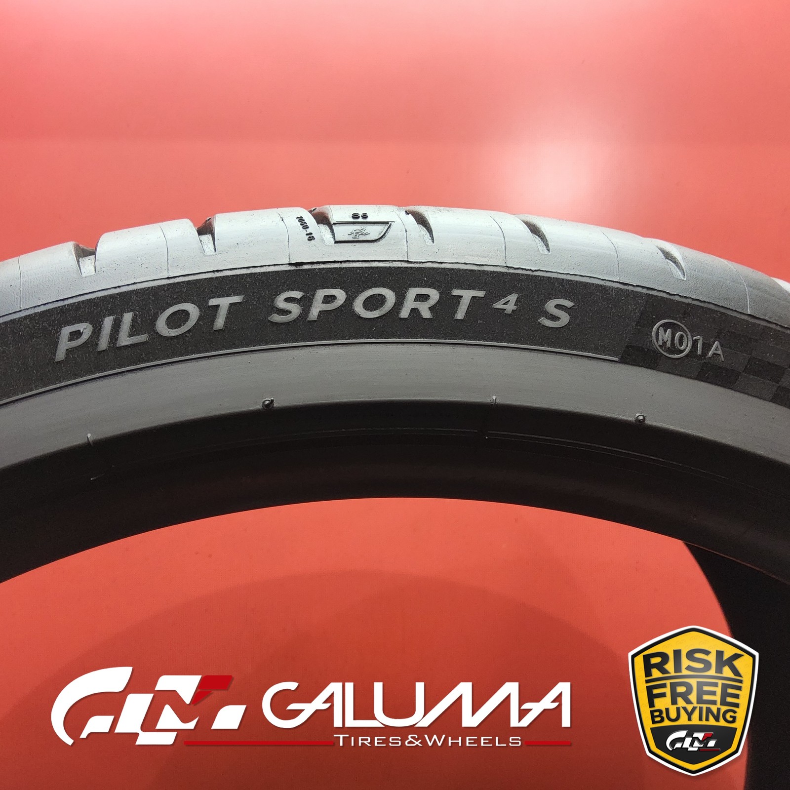 Set of 2 Tires LikeNEW Michelin Pilot Sport 4S MO1A 305/30ZR21 No Repairs #96210